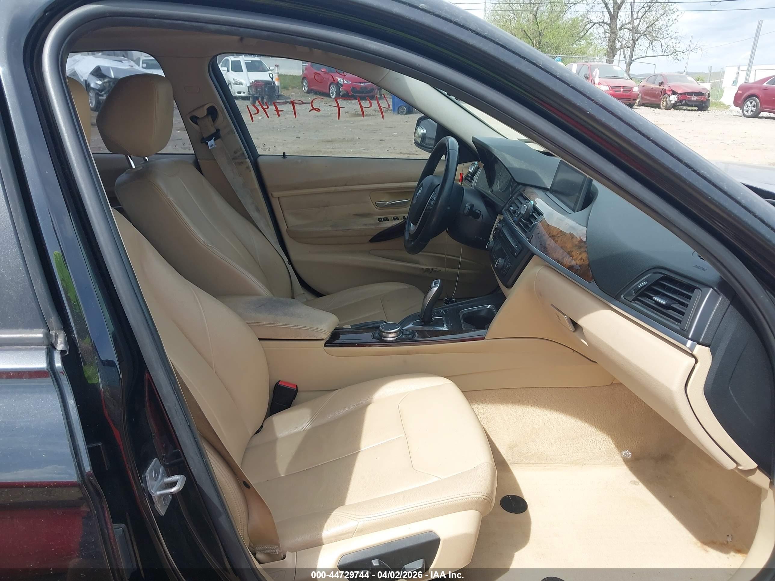 BMW 328I image 5