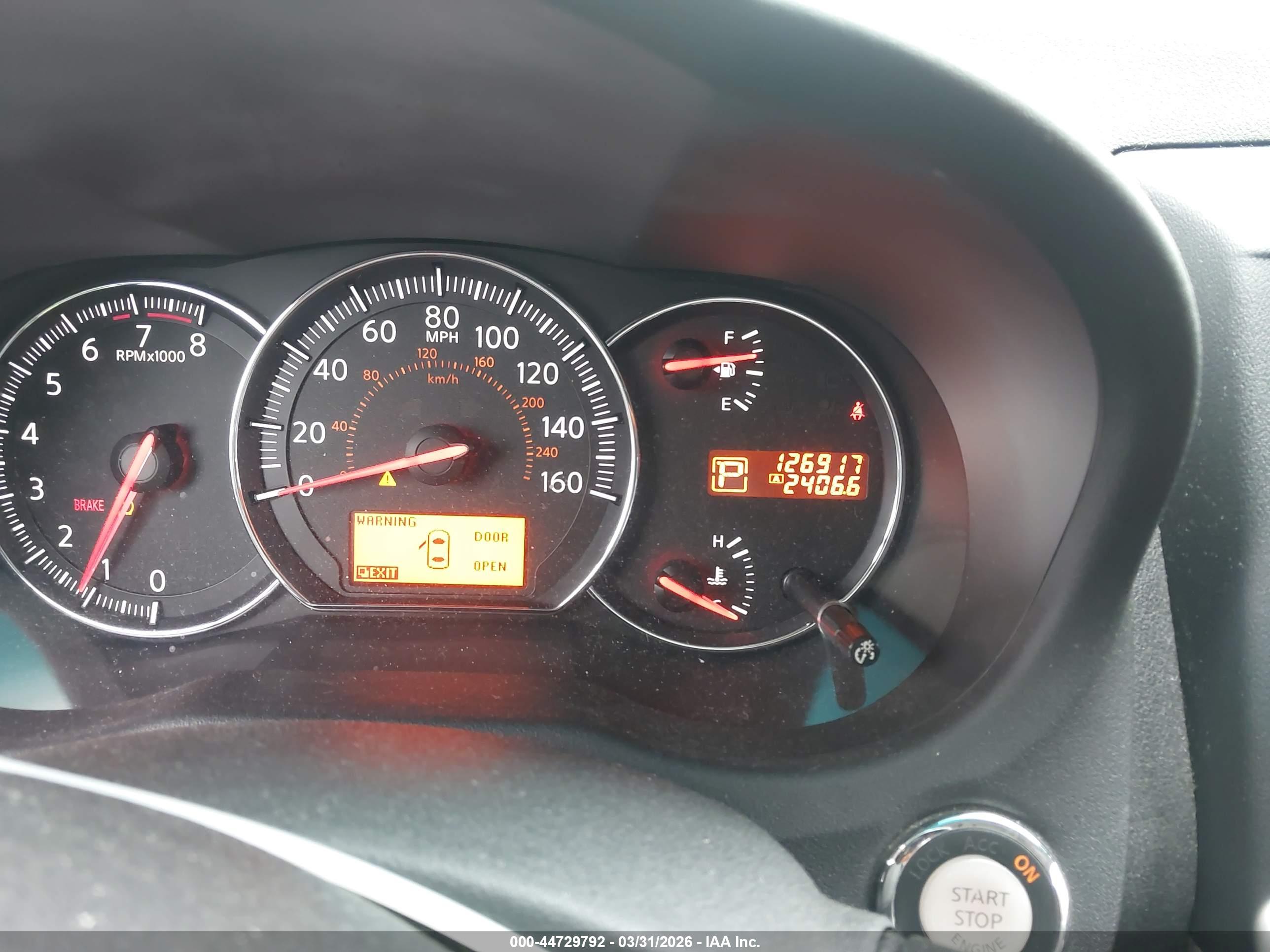 NISSAN MAXIMA image 7