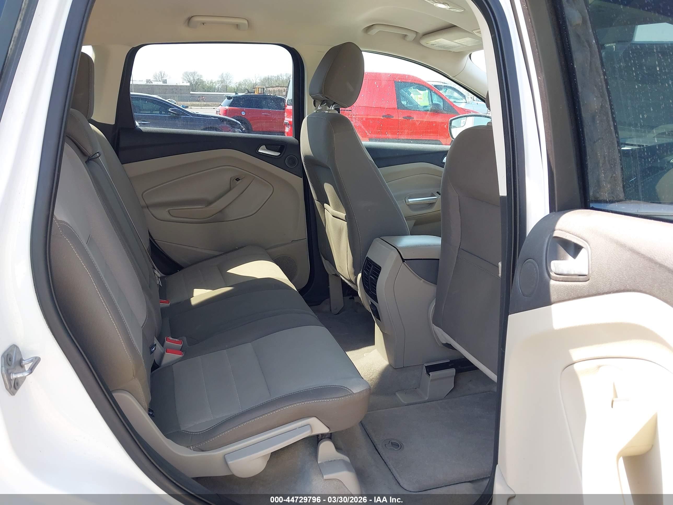 FORD ESCAPE image 8