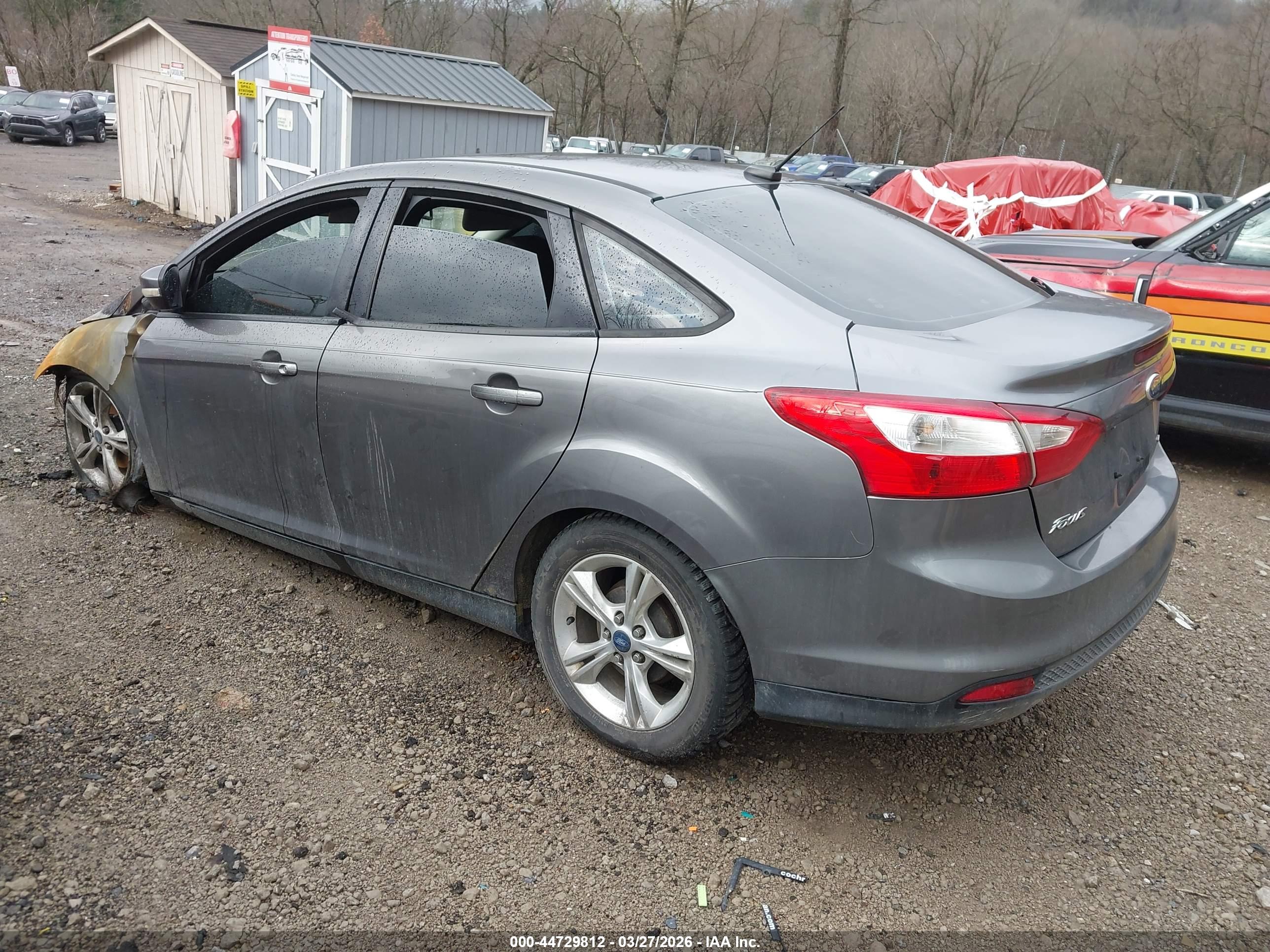 FORD FOCUS image 3