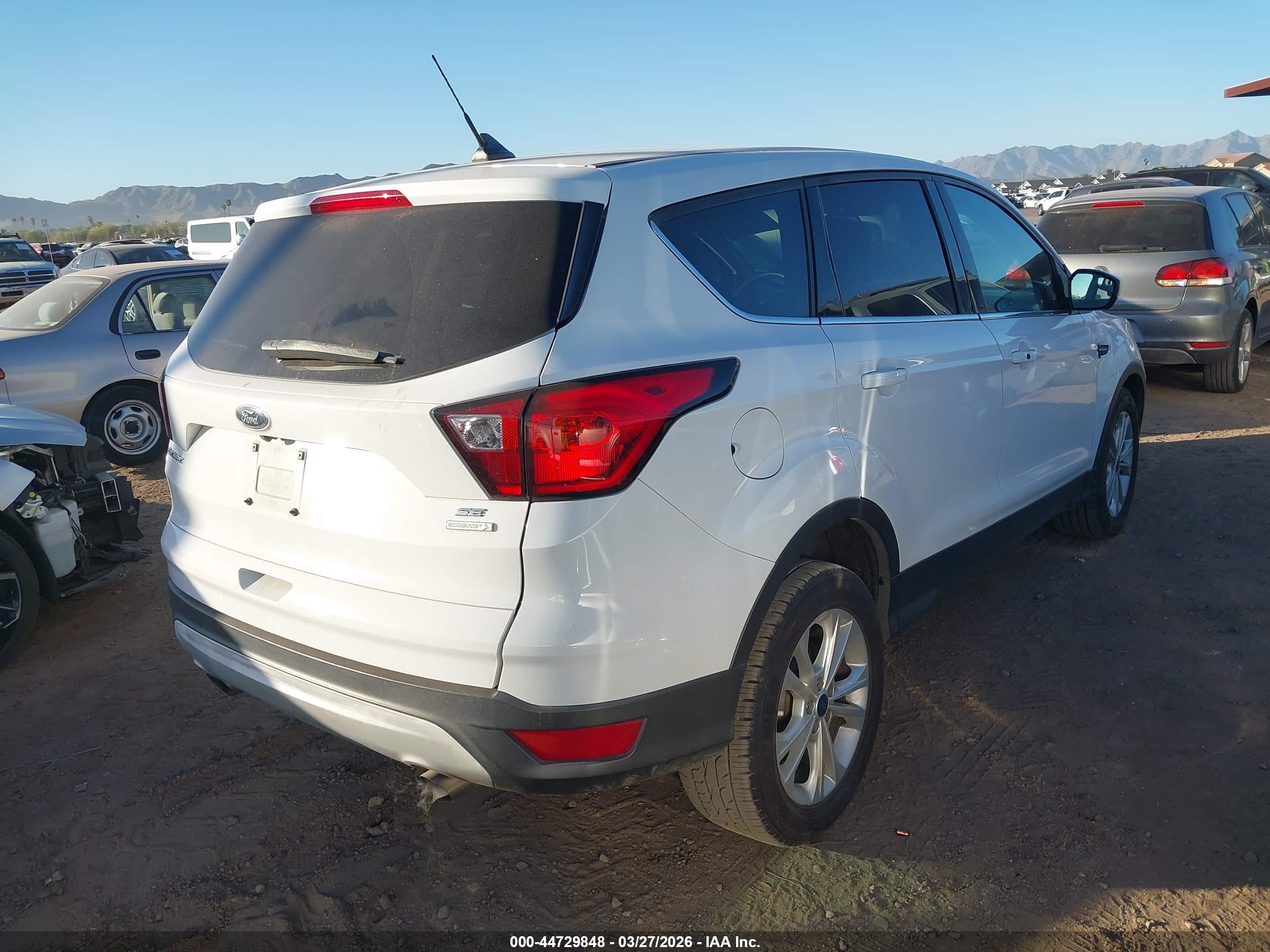 FORD ESCAPE image 4