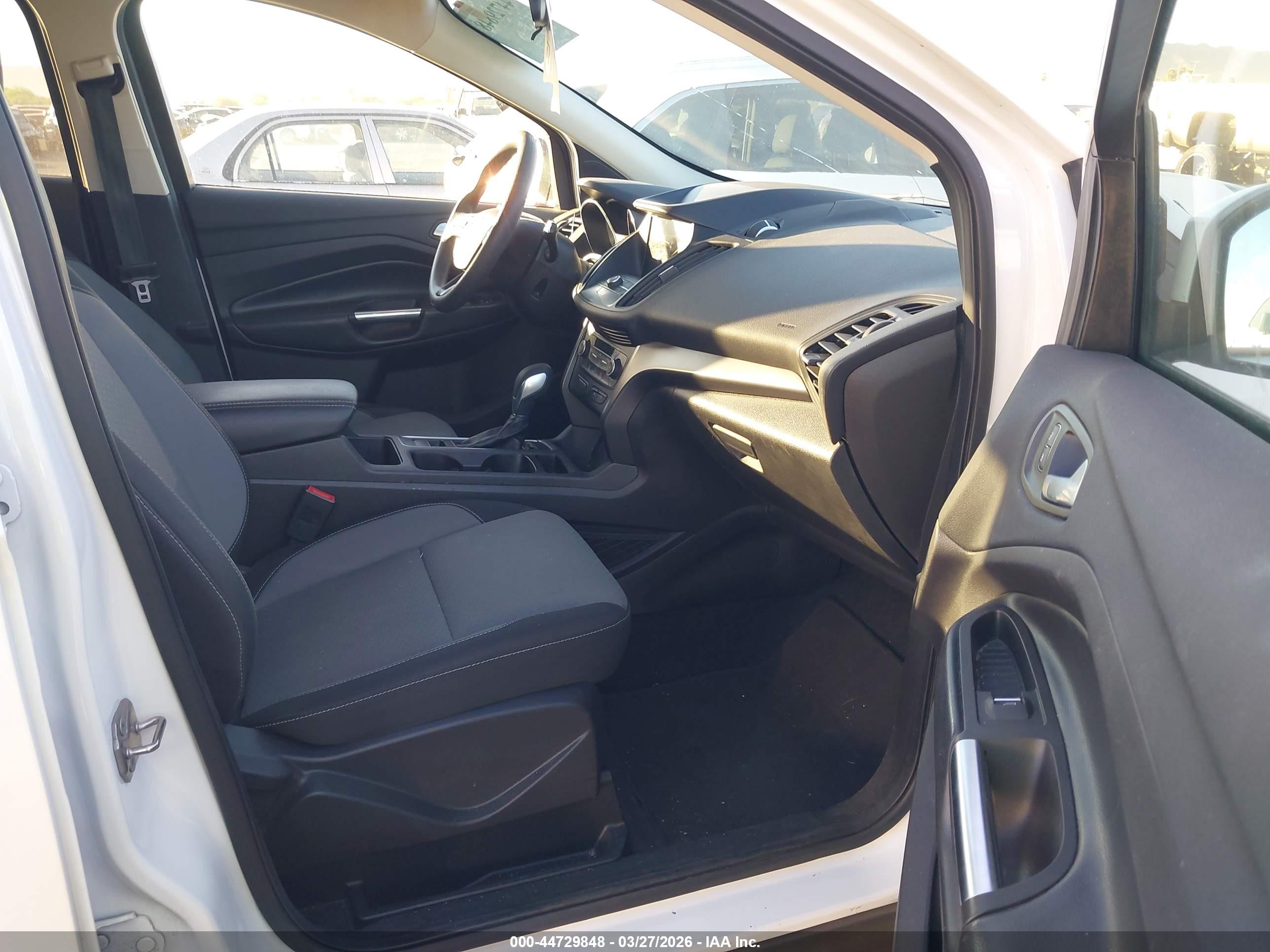 FORD ESCAPE image 5