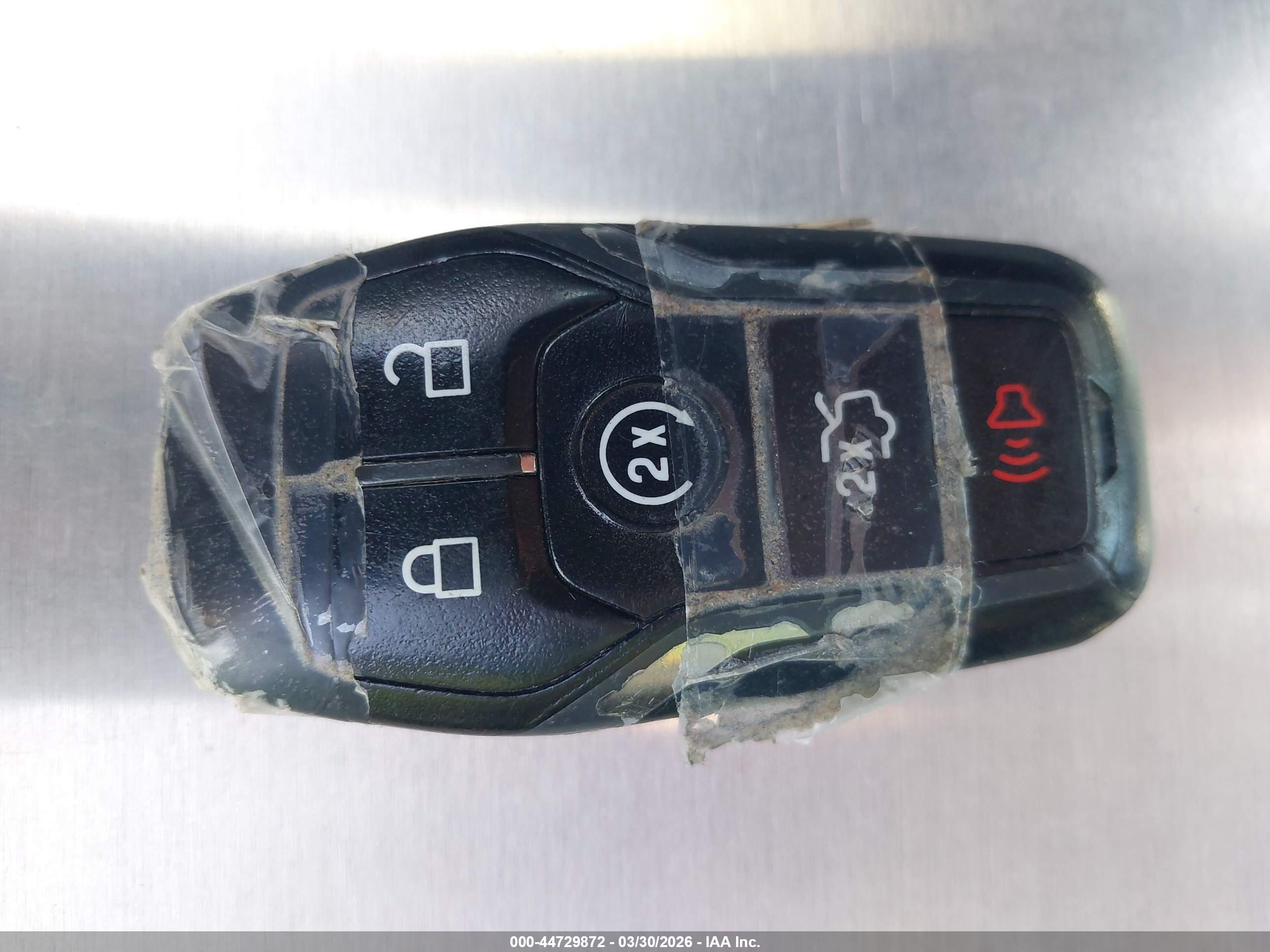 FORD FUSION image 11