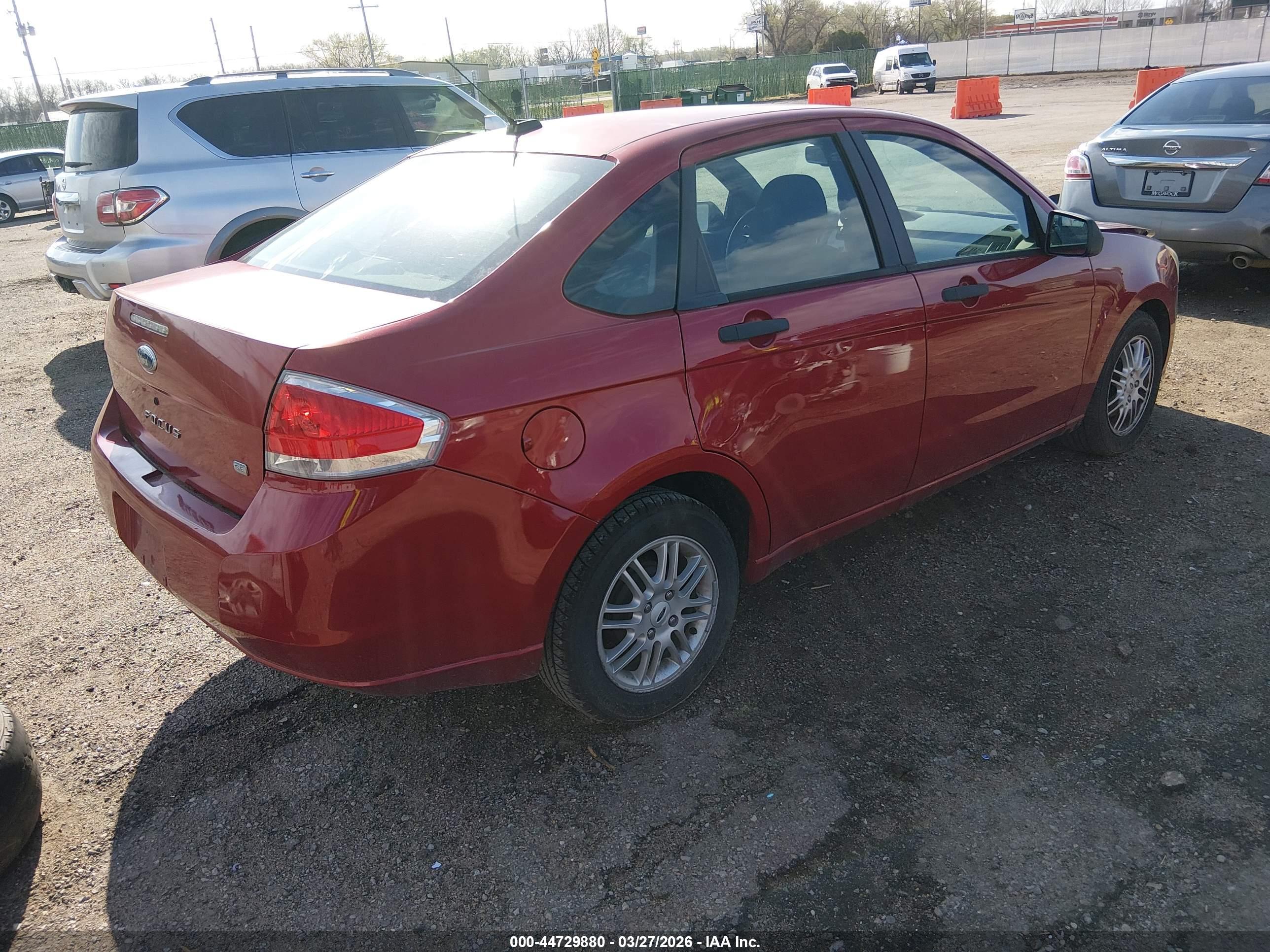 FORD FOCUS image 4