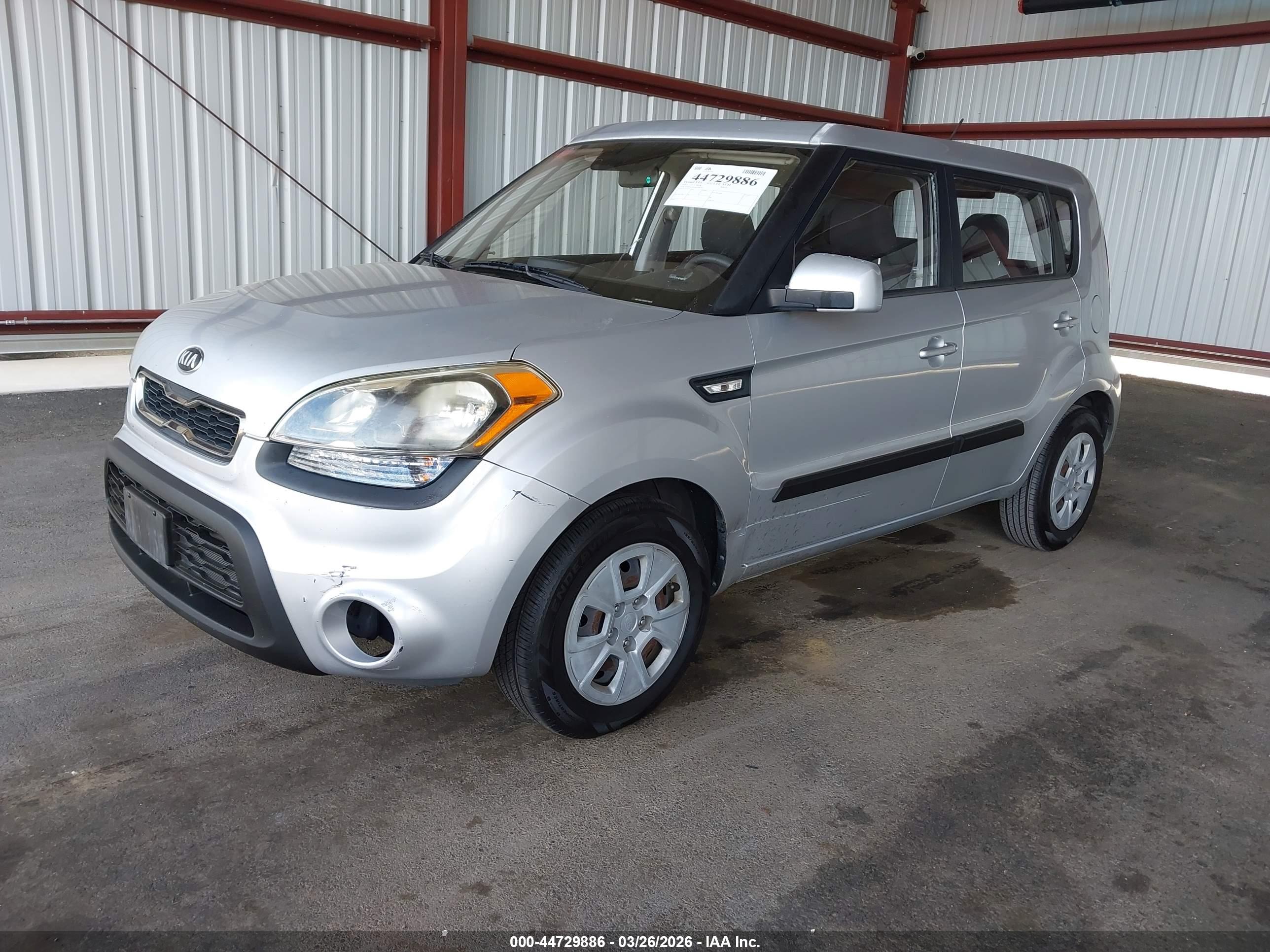 KIA SOUL image 2