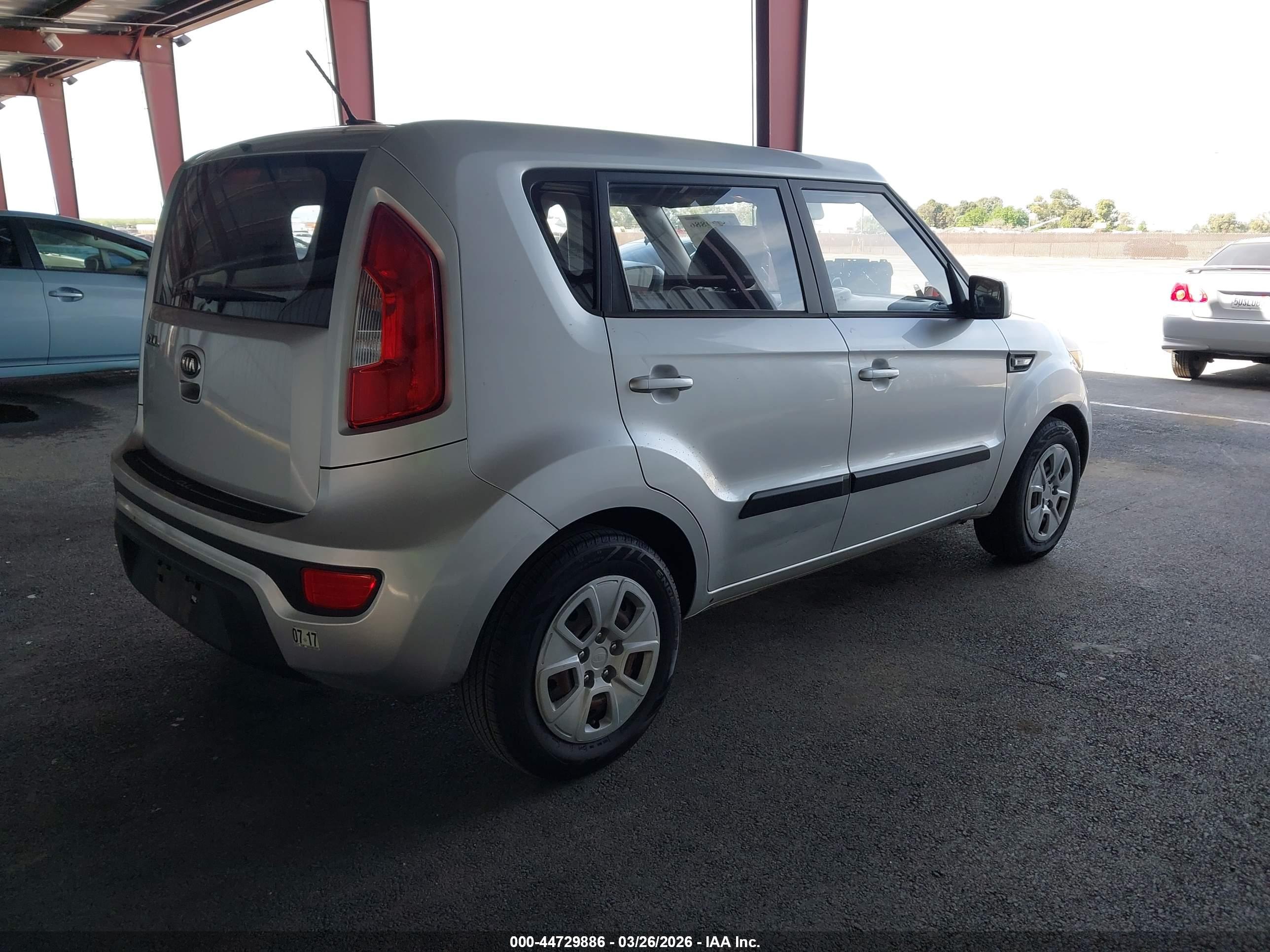 KIA SOUL image 4