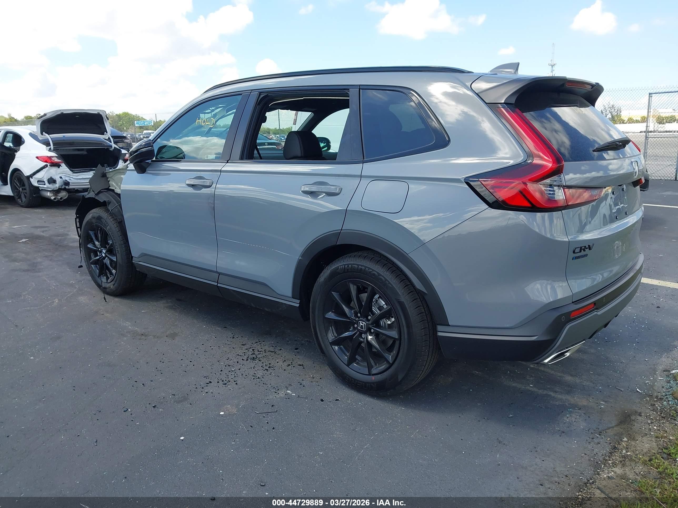 HONDA CR-V image 3