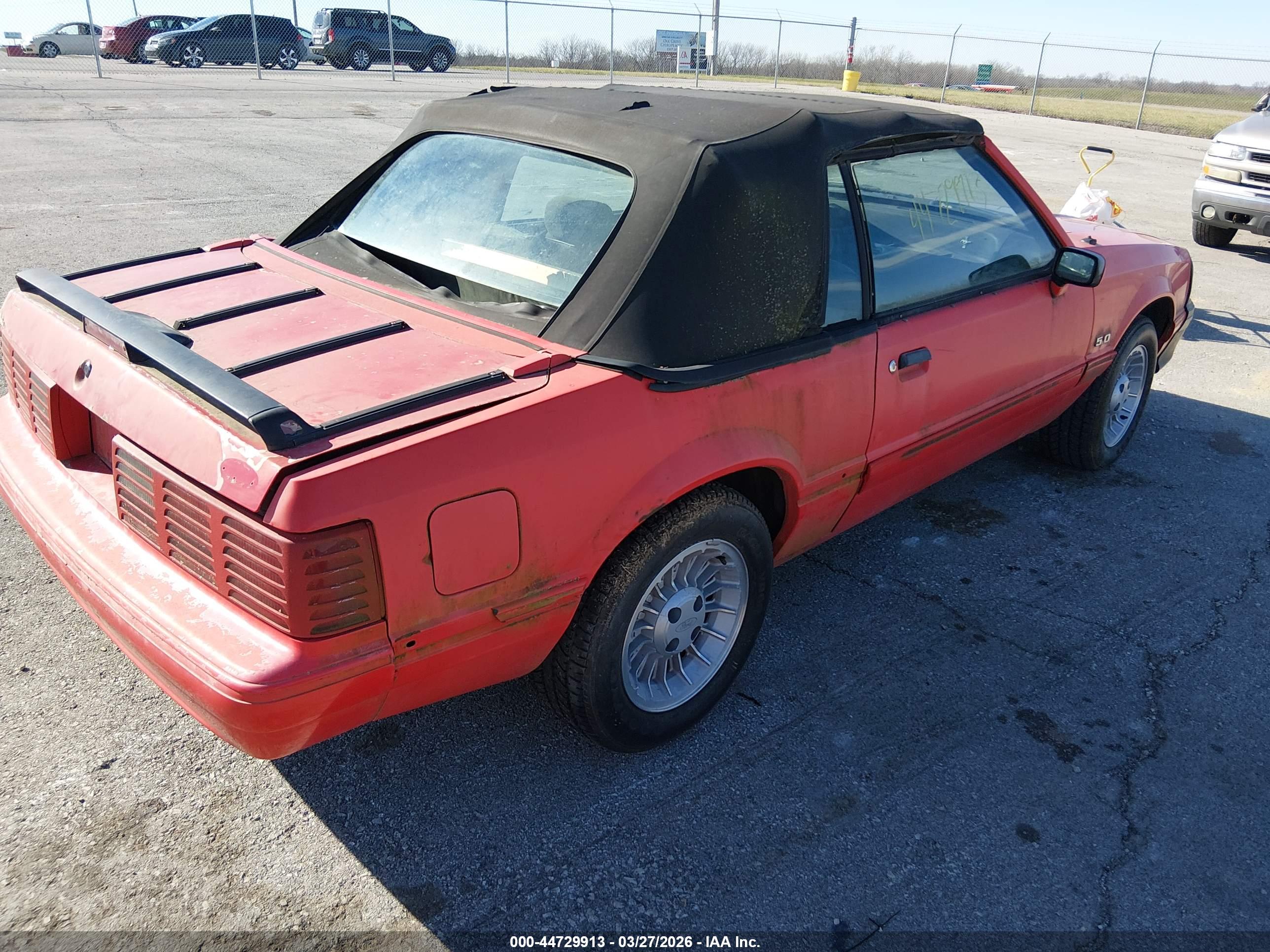 FORD MUSTANG image 4