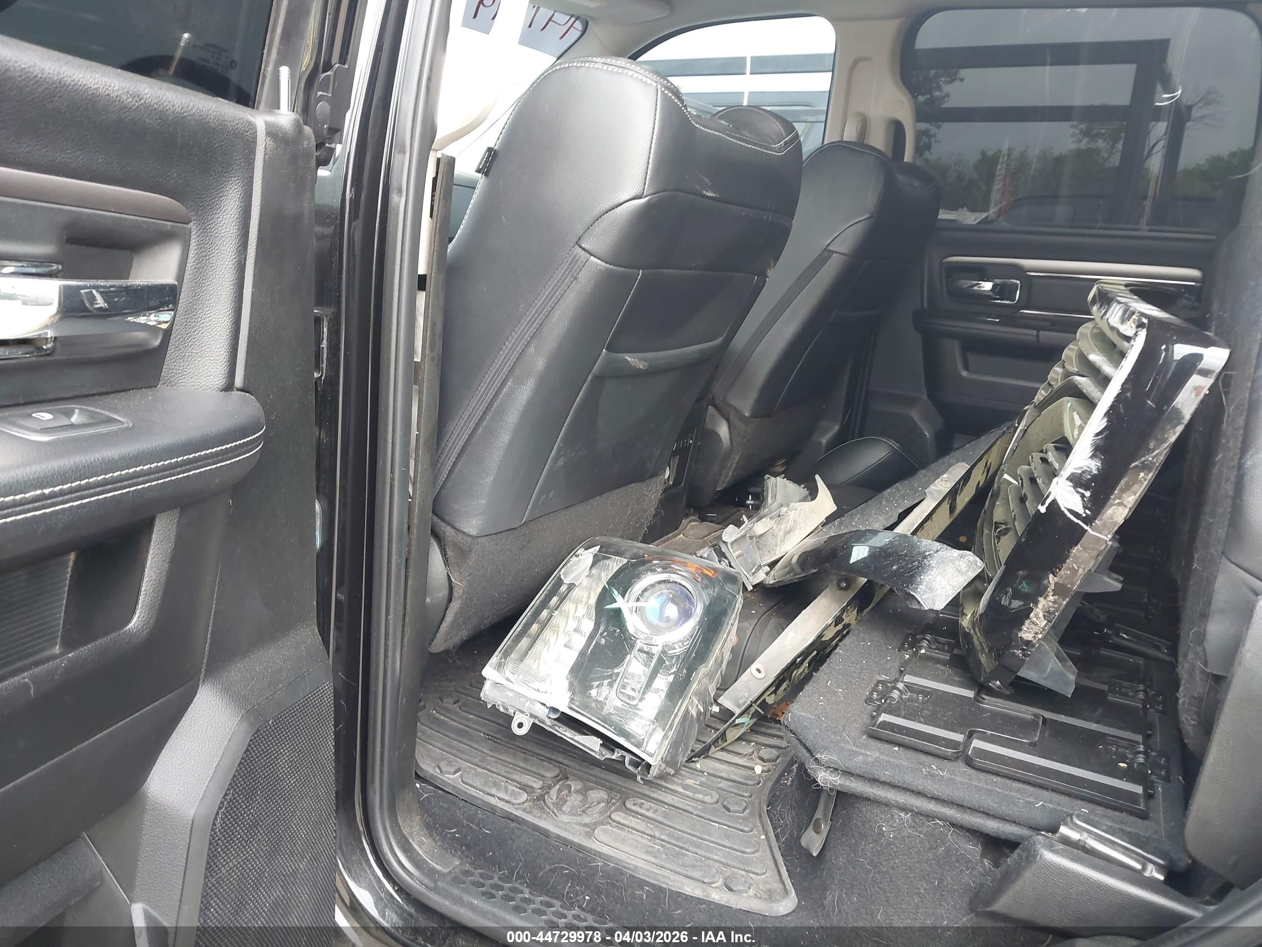 RAM 3500 image 8