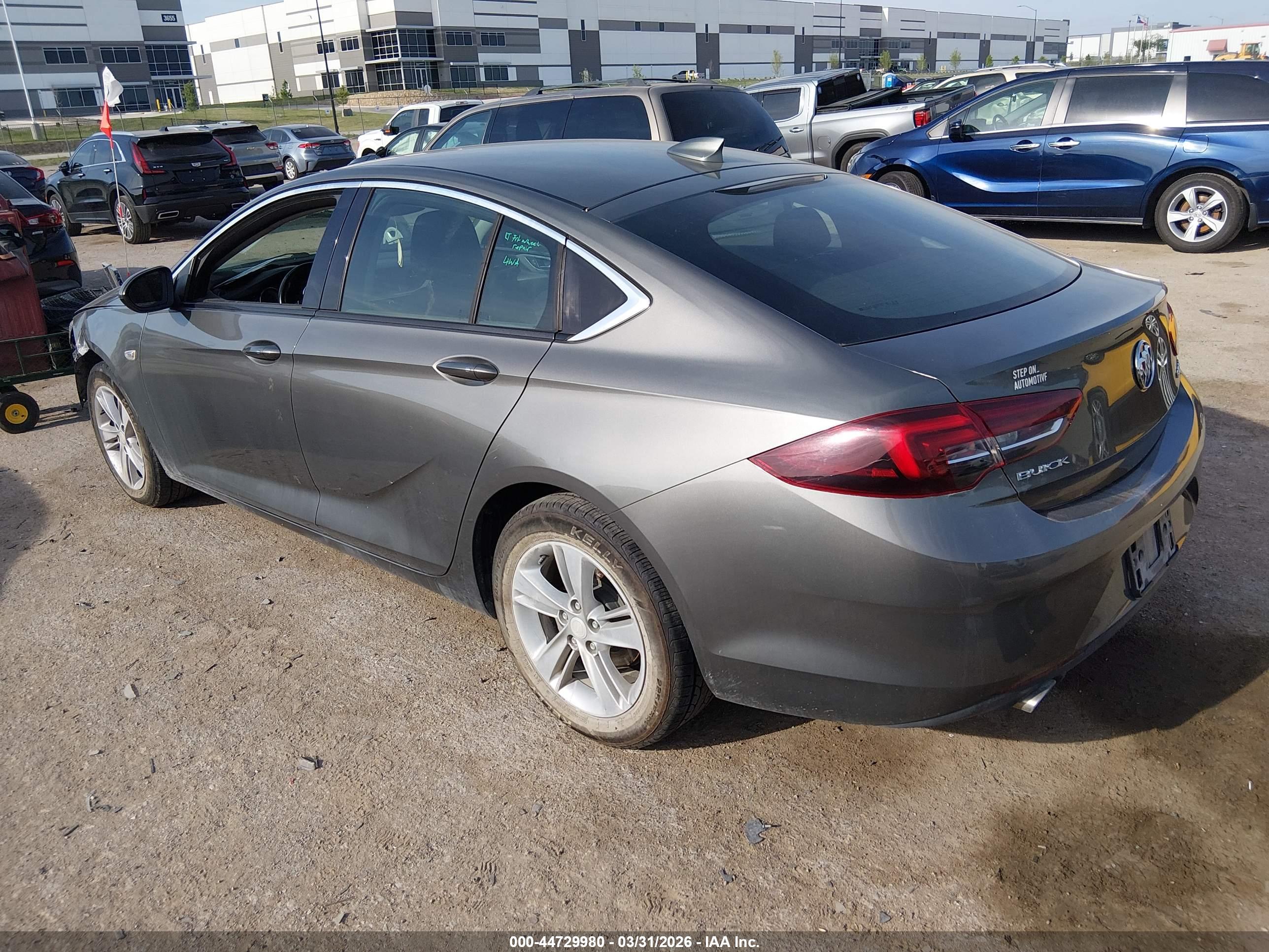 BUICK REGAL image 3