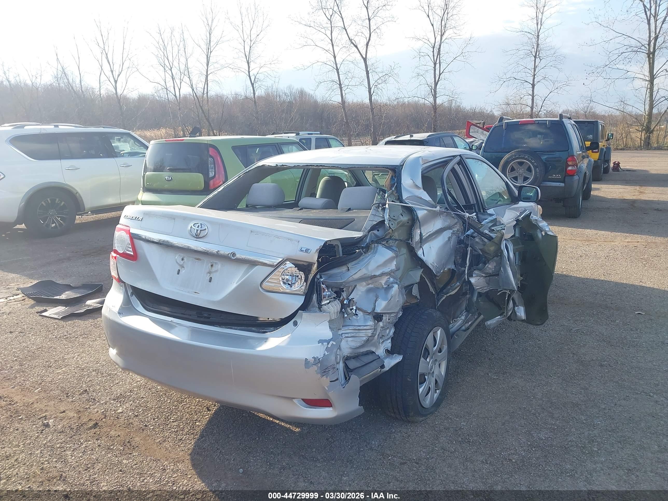 TOYOTA COROLLA image 4