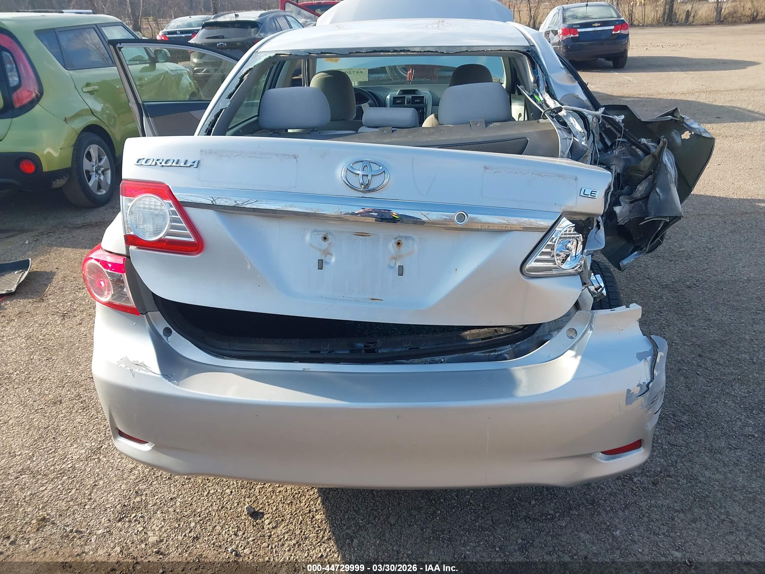 TOYOTA COROLLA image 6