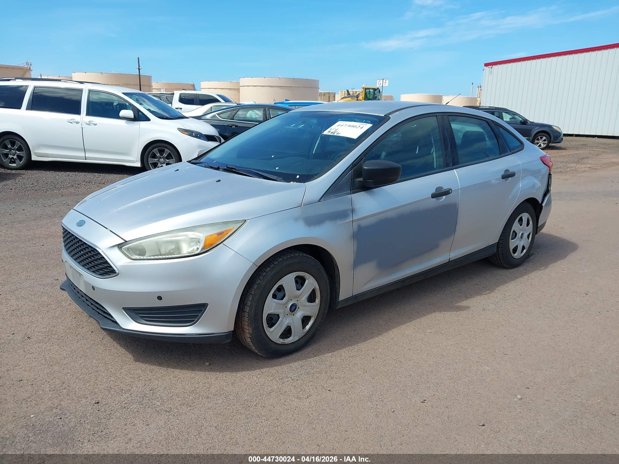 FORD FOCUS image 2