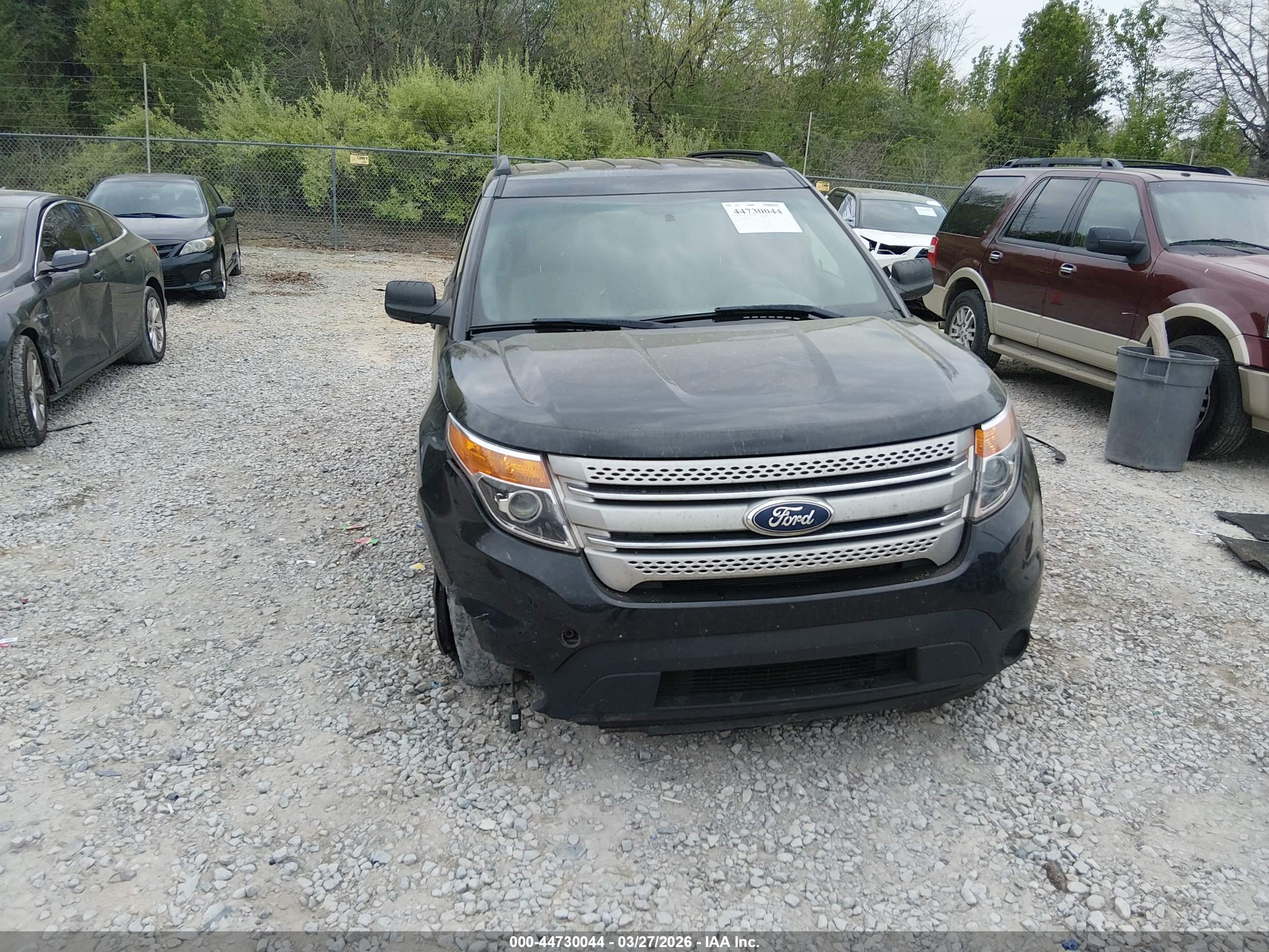 FORD EXPLORER image 6