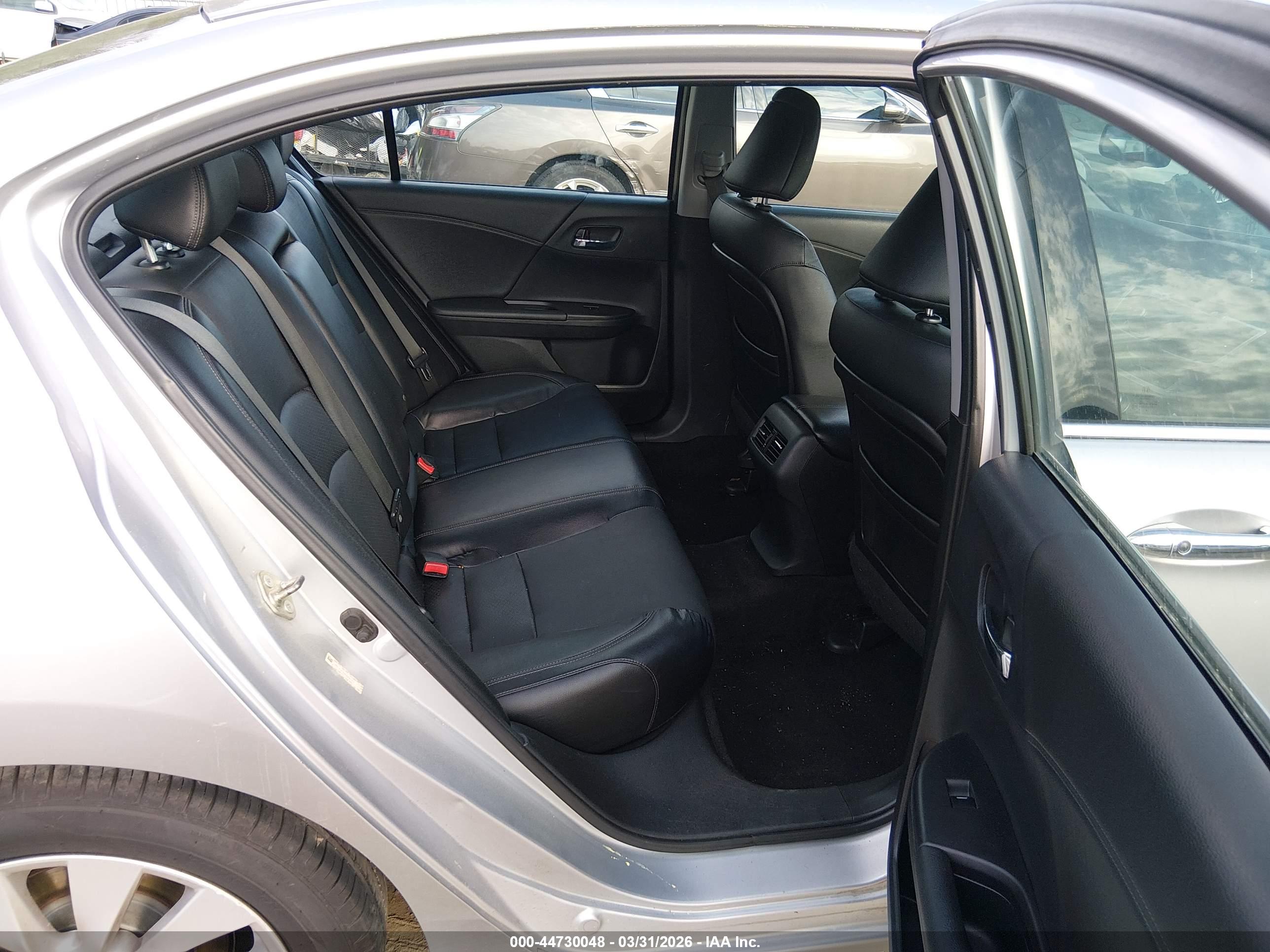 HONDA ACCORD image 8