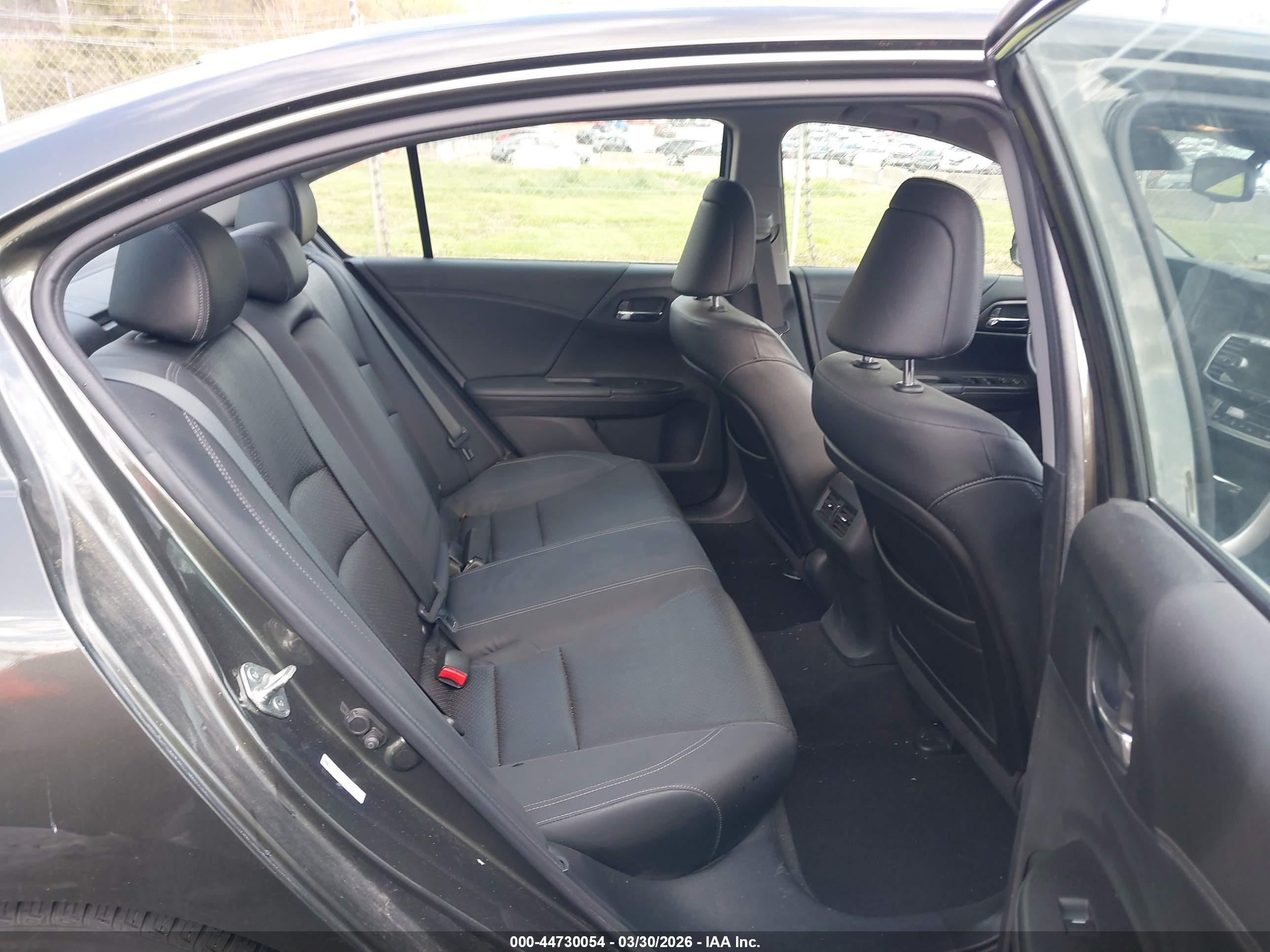 HONDA ACCORD image 8