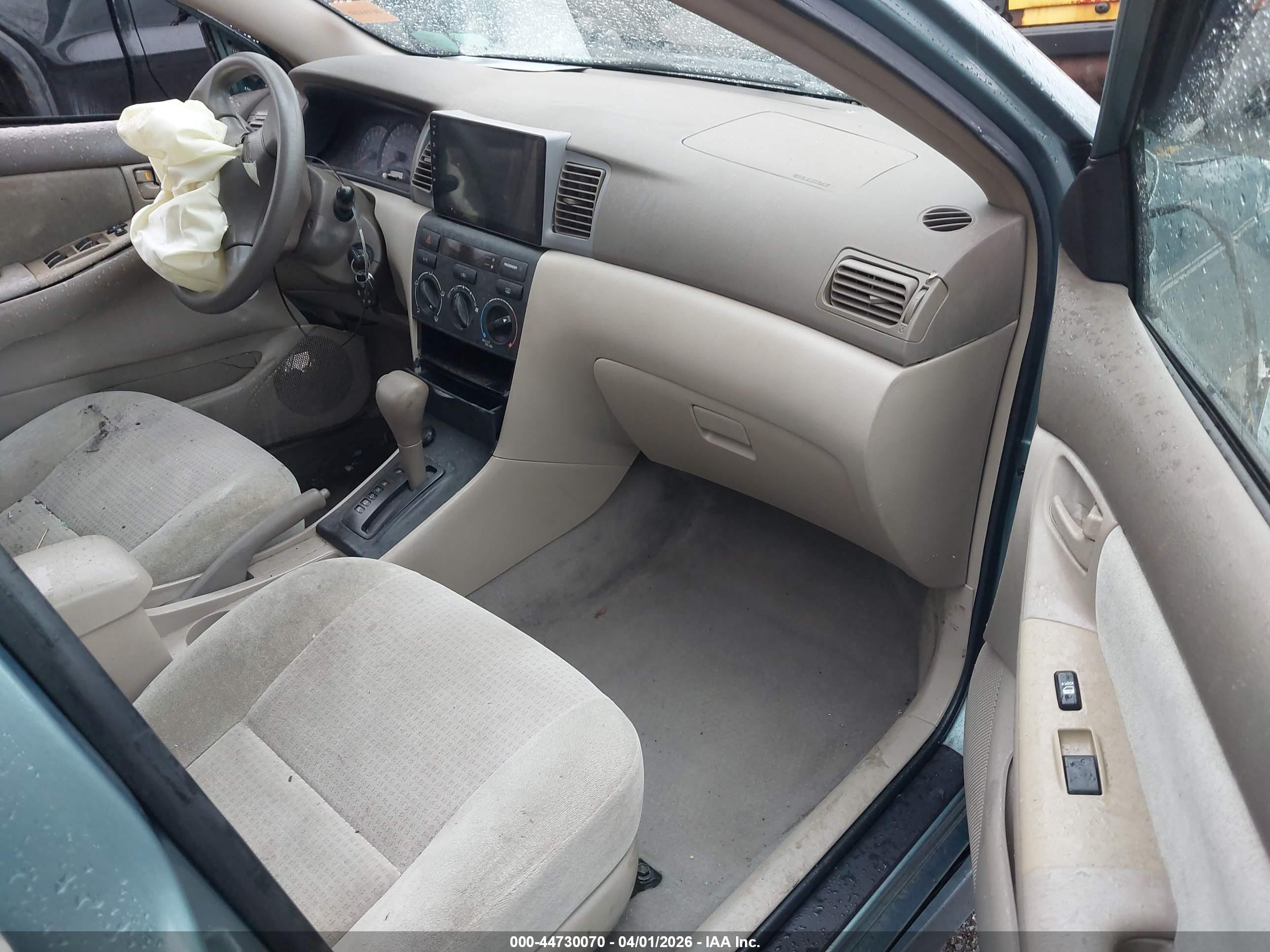 TOYOTA COROLLA image 5