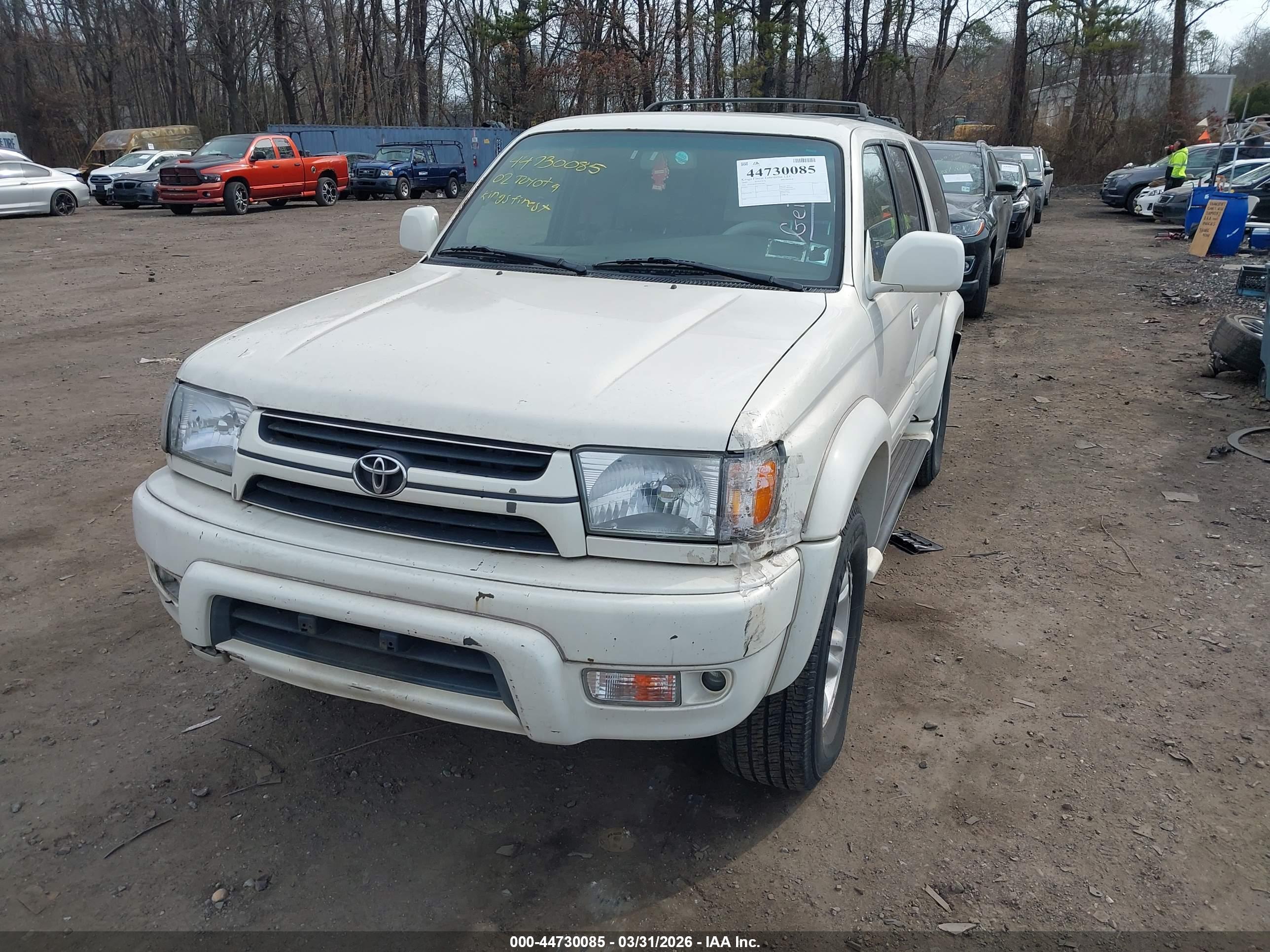 TOYOTA 4RUNNER image 6