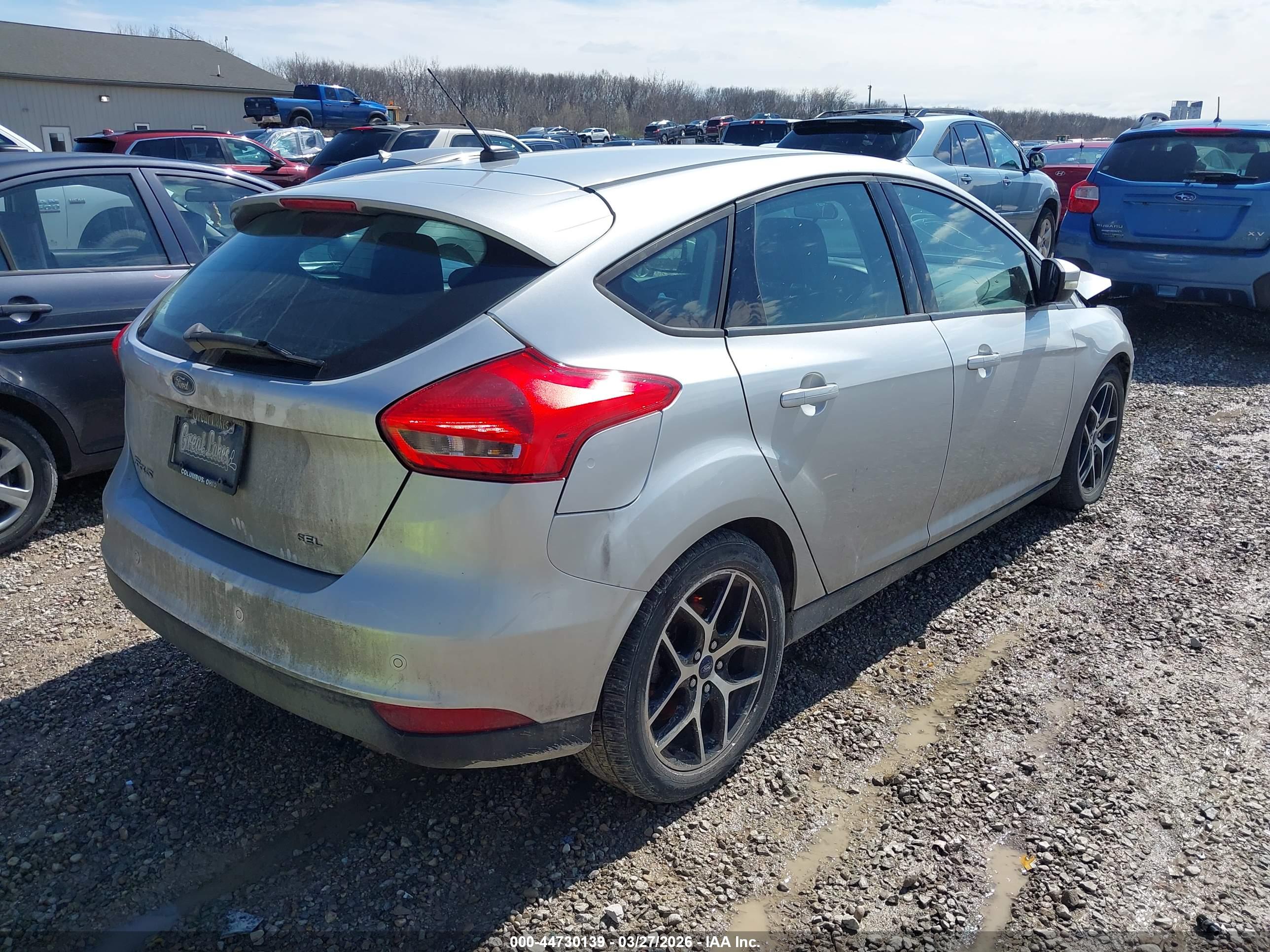 FORD FOCUS image 4