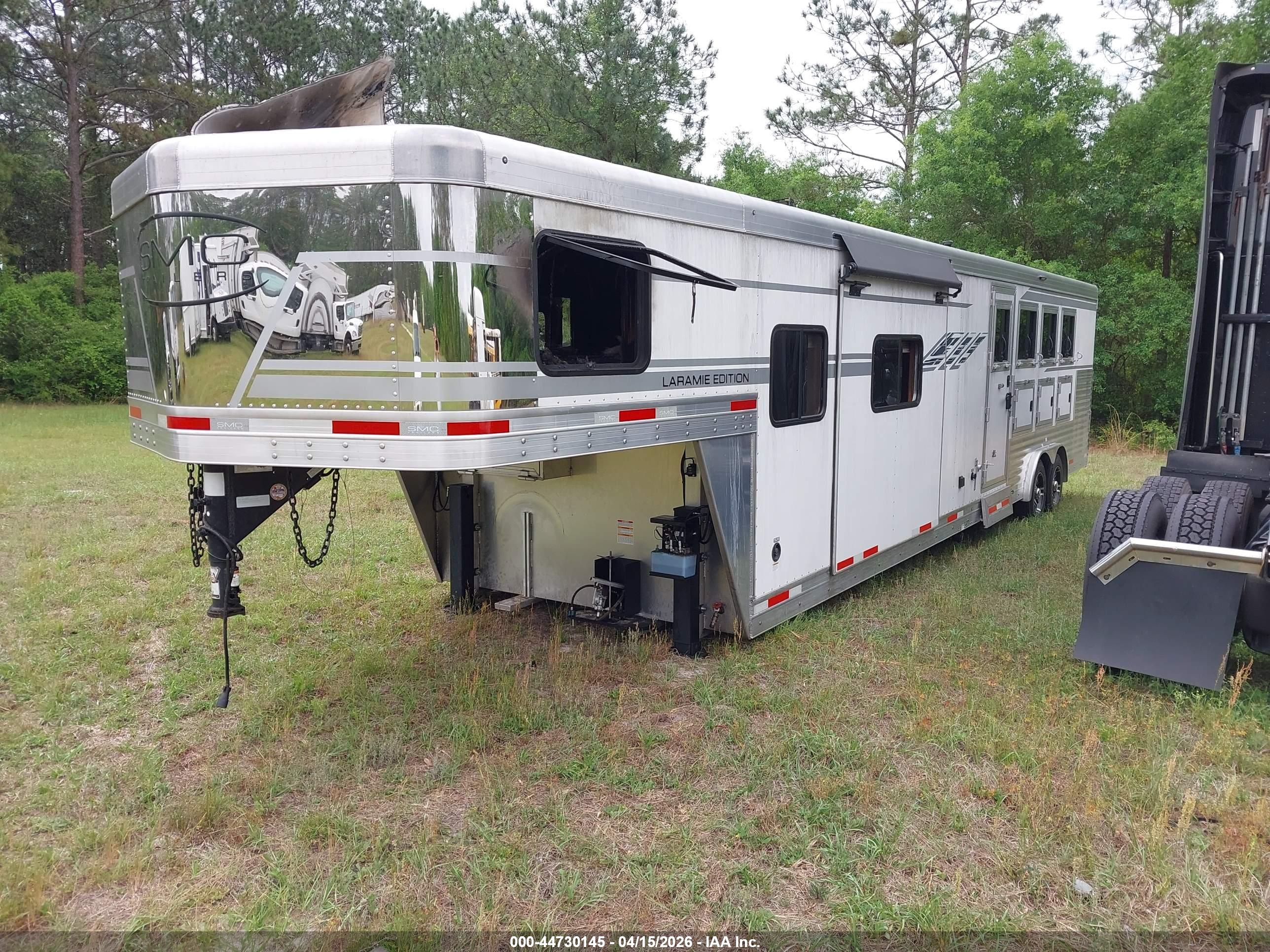 SMC TRAILERS image 2