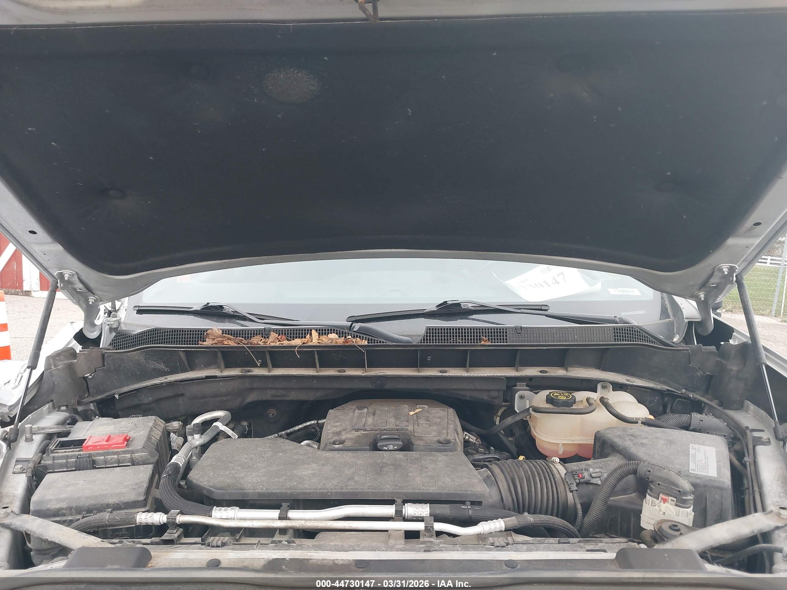 CHEVROLET SILVERADO image 10