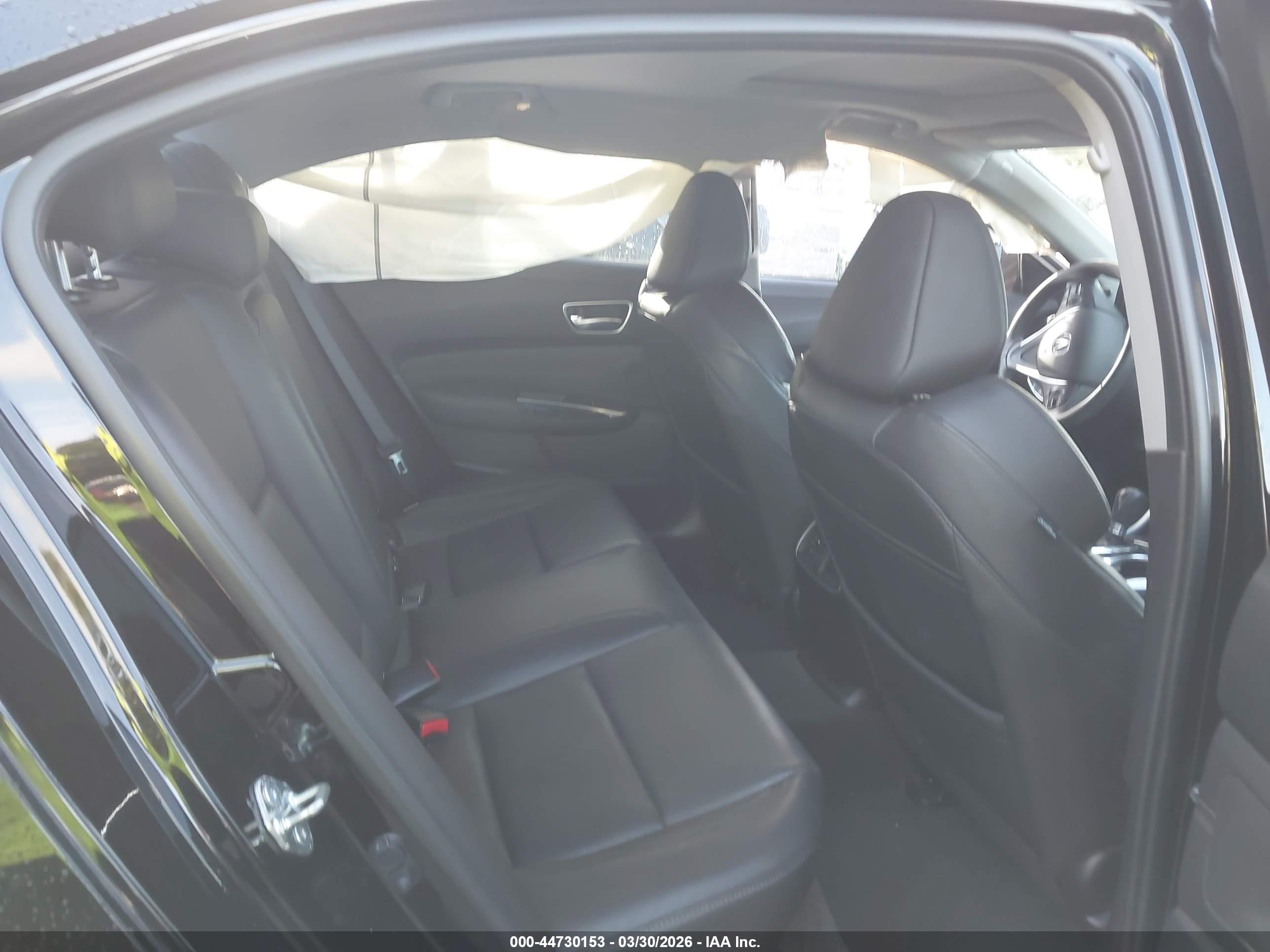 ACURA TLX image 8