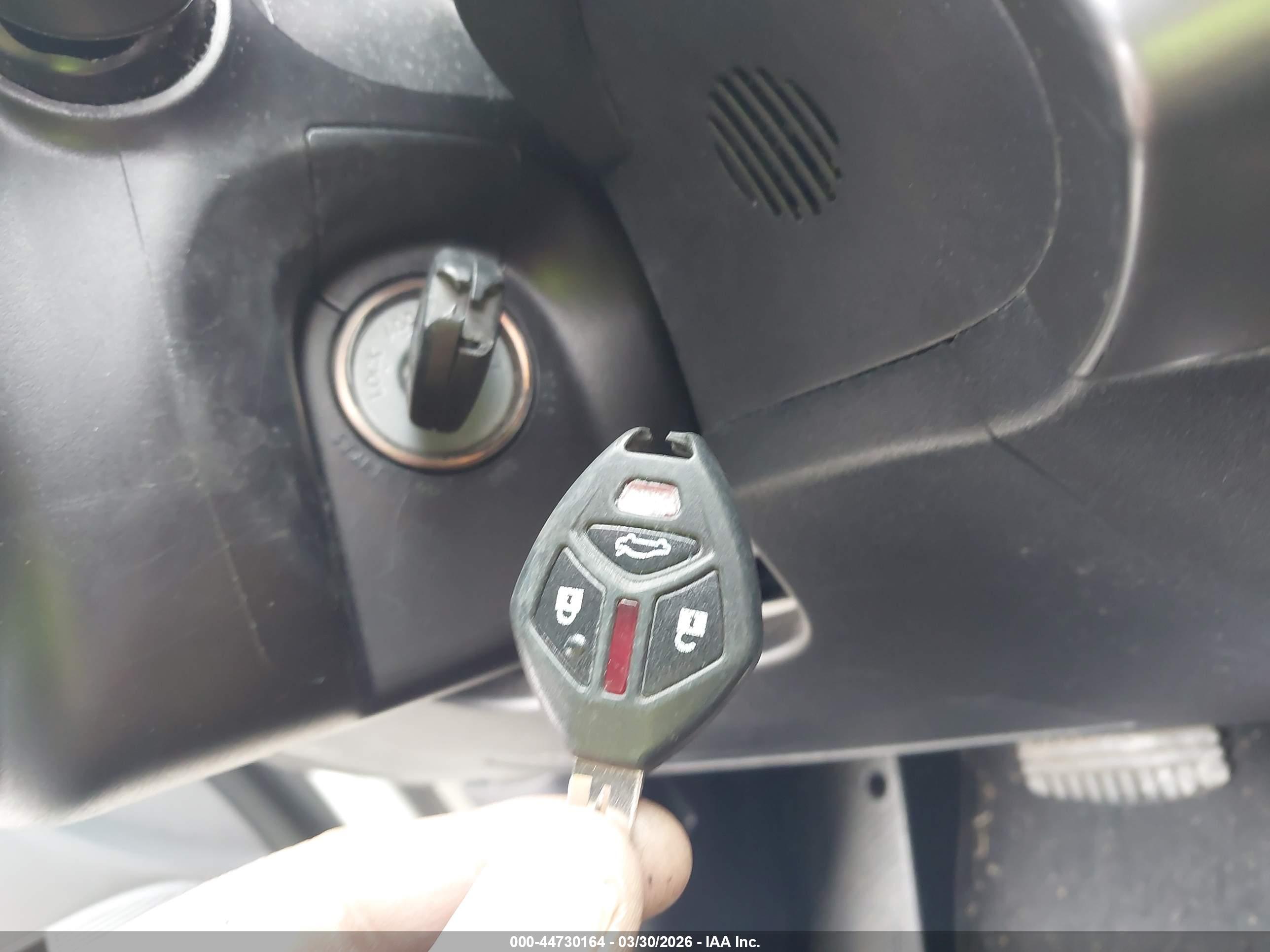 MITSUBISHI LANCER image 11