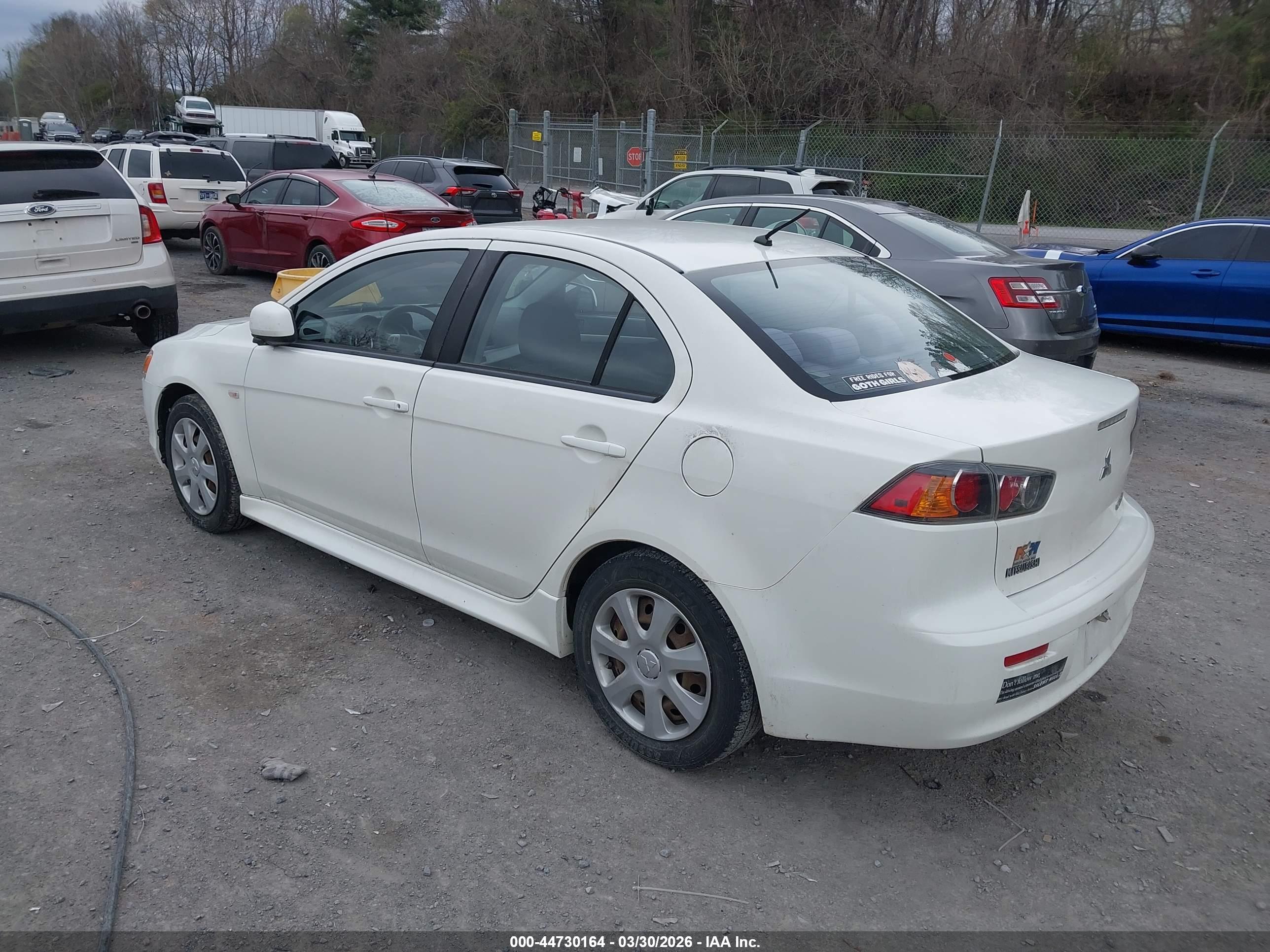 MITSUBISHI LANCER image 3