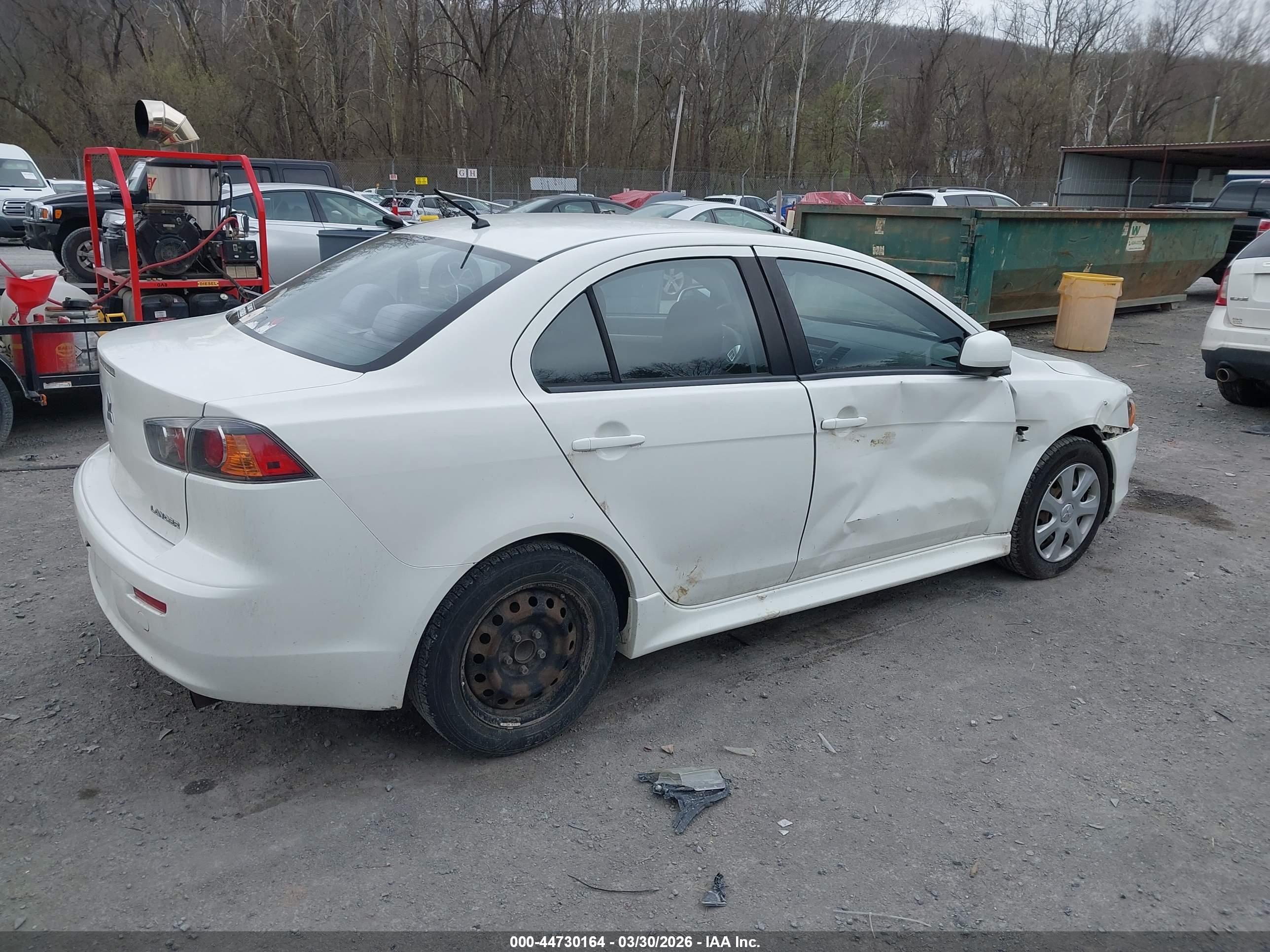 MITSUBISHI LANCER image 4