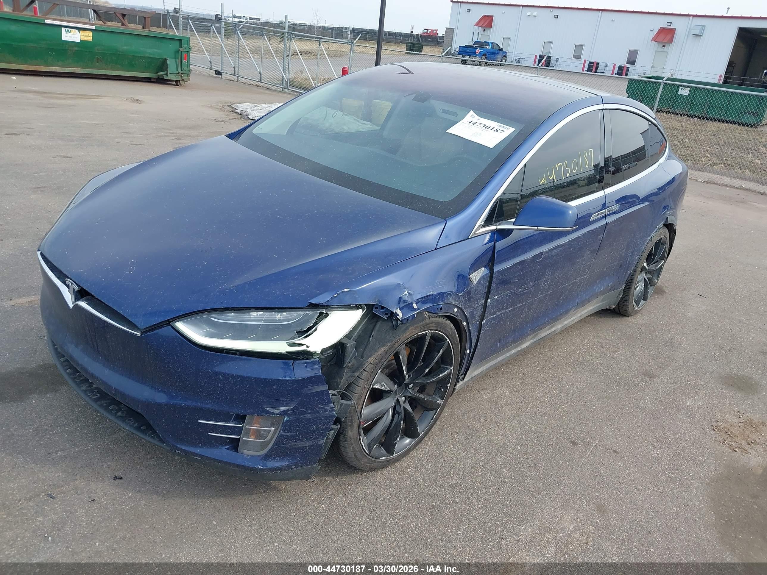 TESLA MODEL image 2