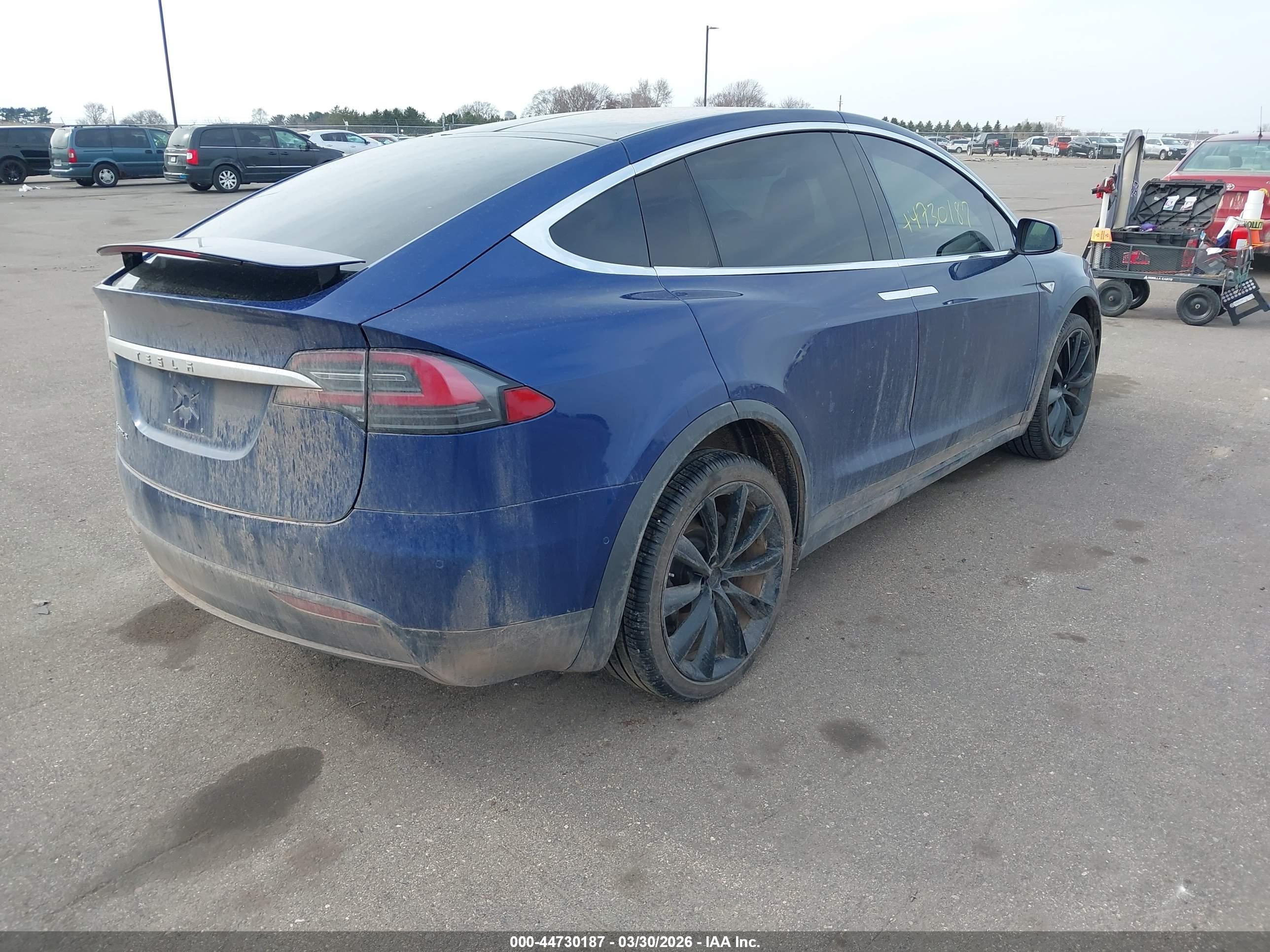TESLA MODEL image 4