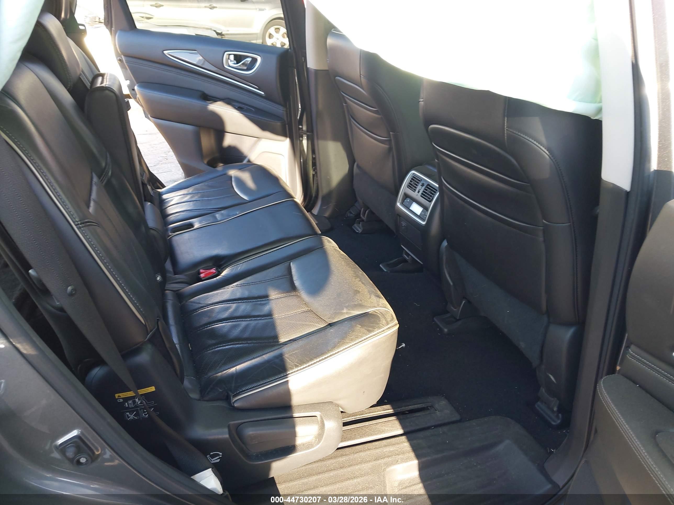 INFINITI QX60 image 8