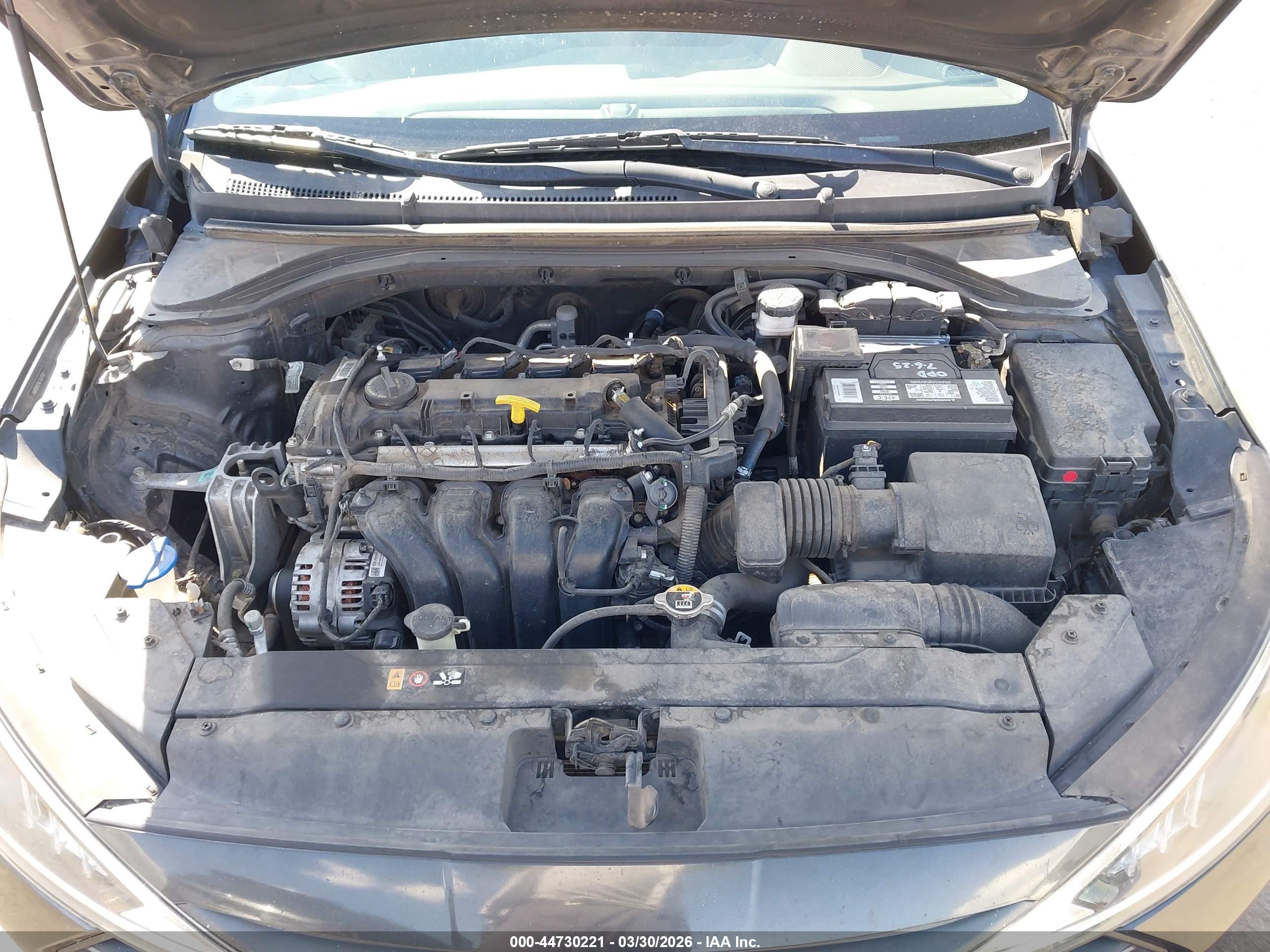HYUNDAI ELANTRA image 10