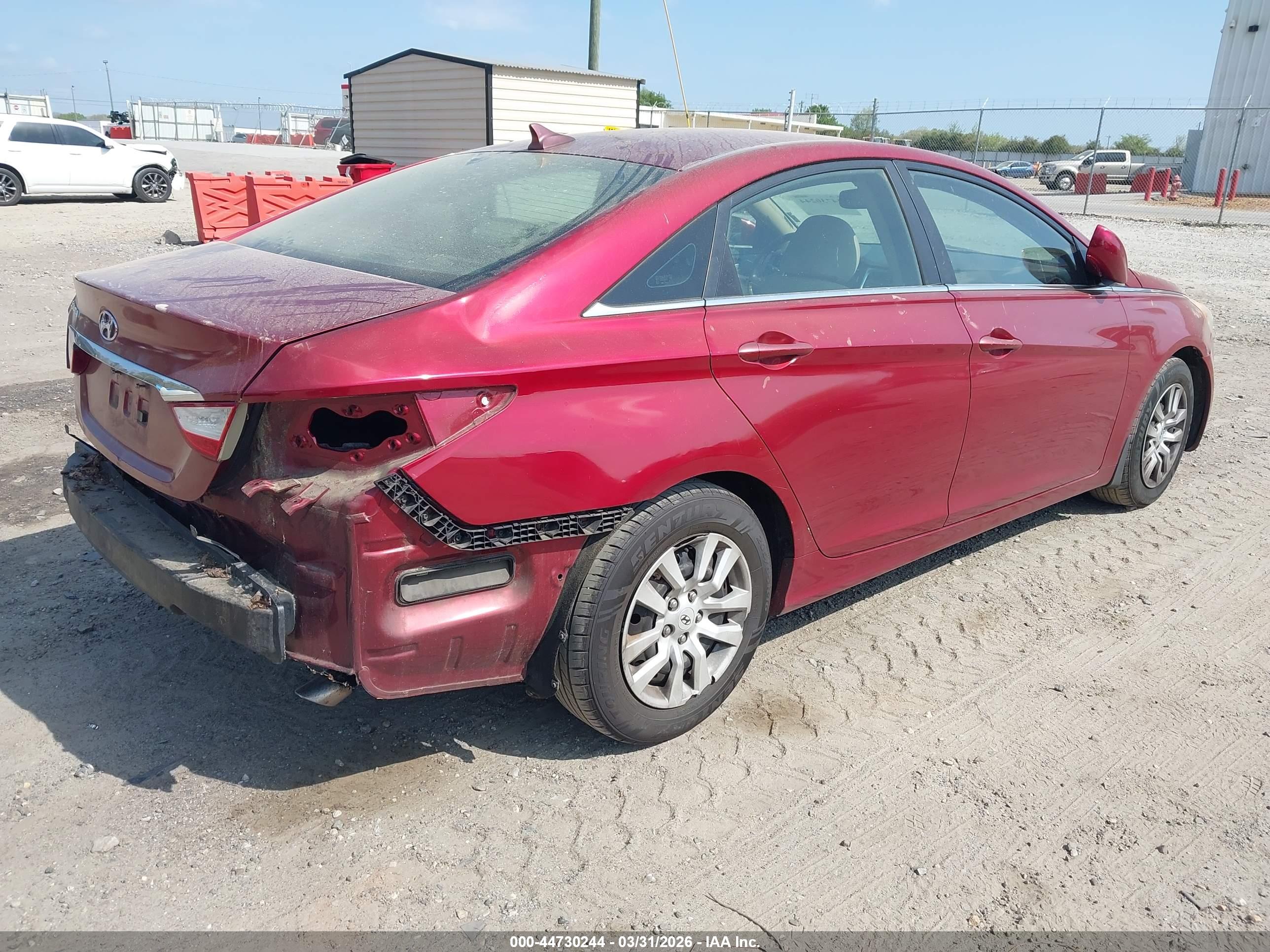 HYUNDAI SONATA image 4