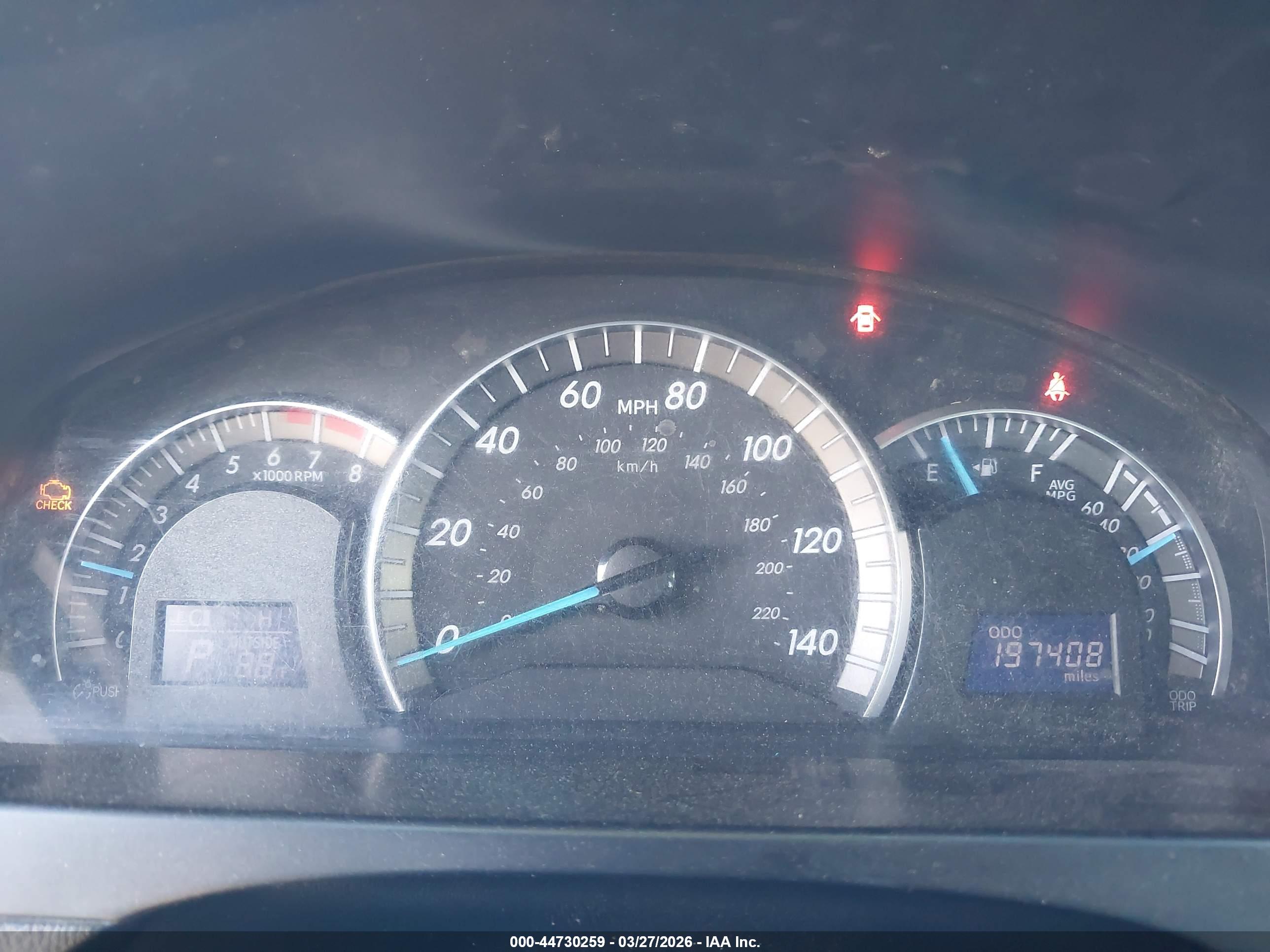 TOYOTA CAMRY image 7