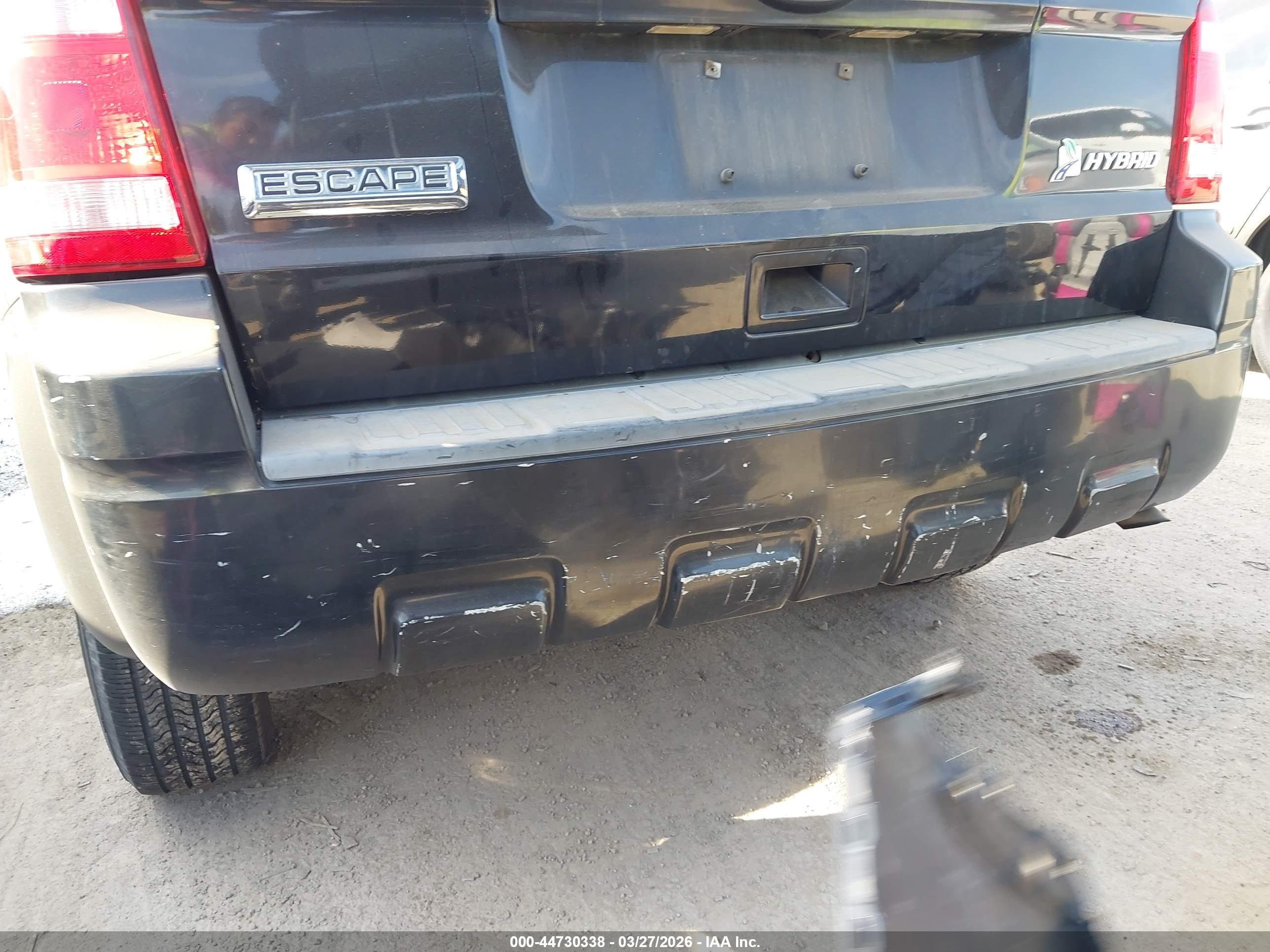 FORD ESCAPE image 6