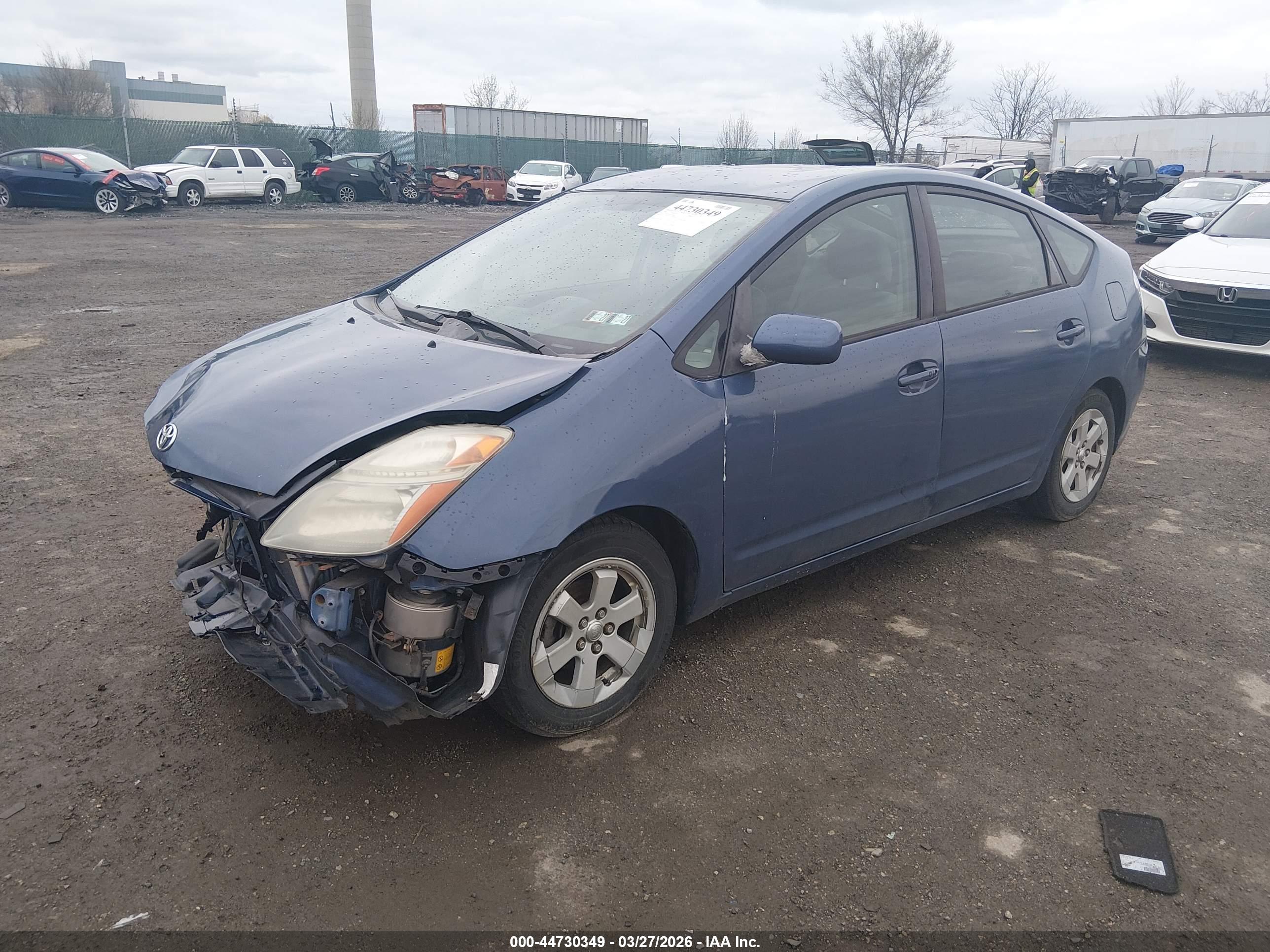 TOYOTA PRIUS image 2