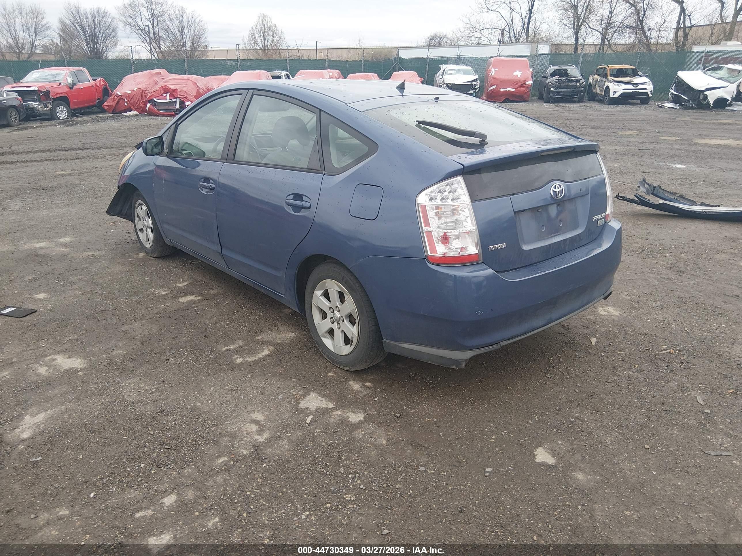 TOYOTA PRIUS image 3
