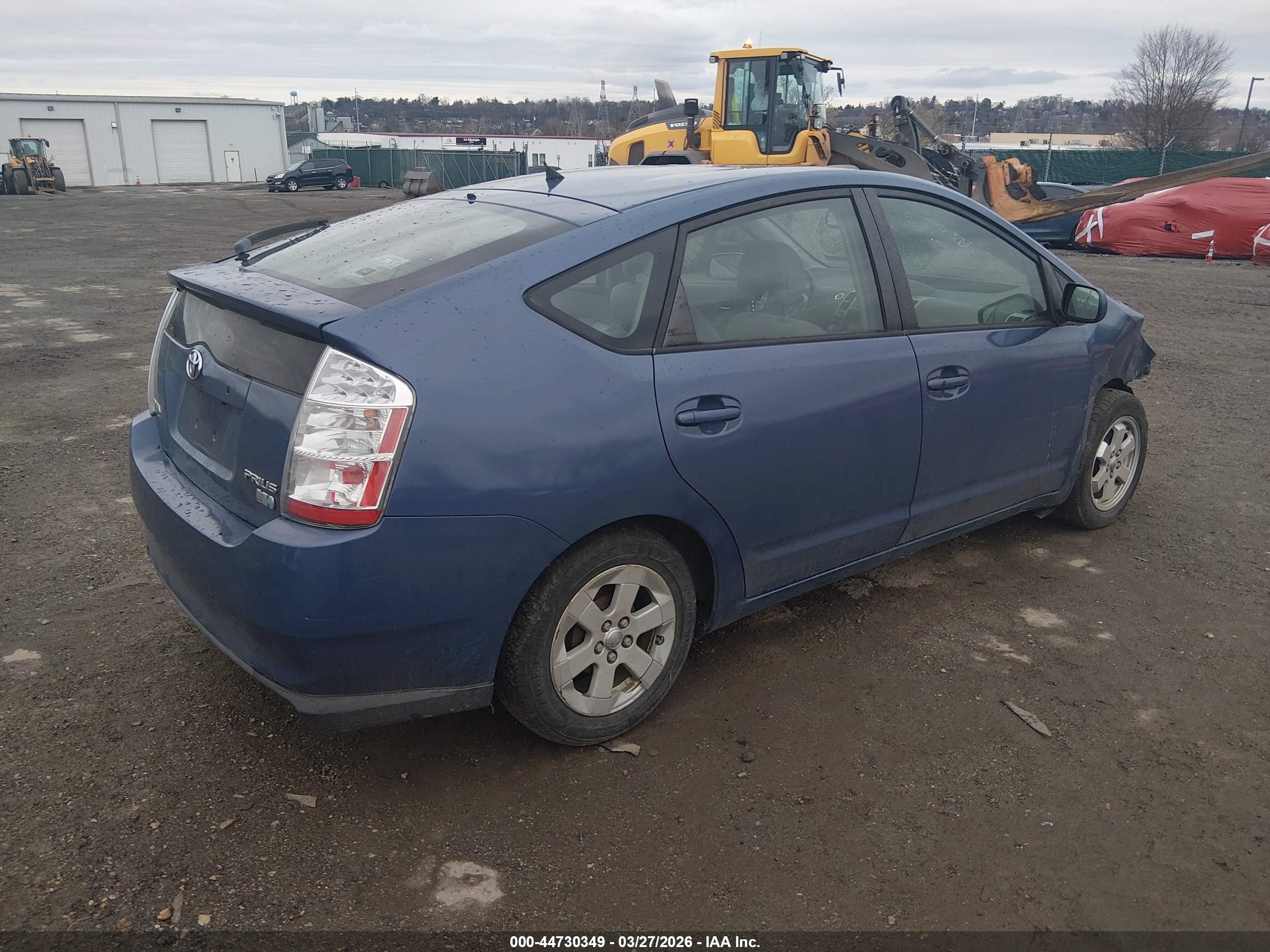 TOYOTA PRIUS image 4