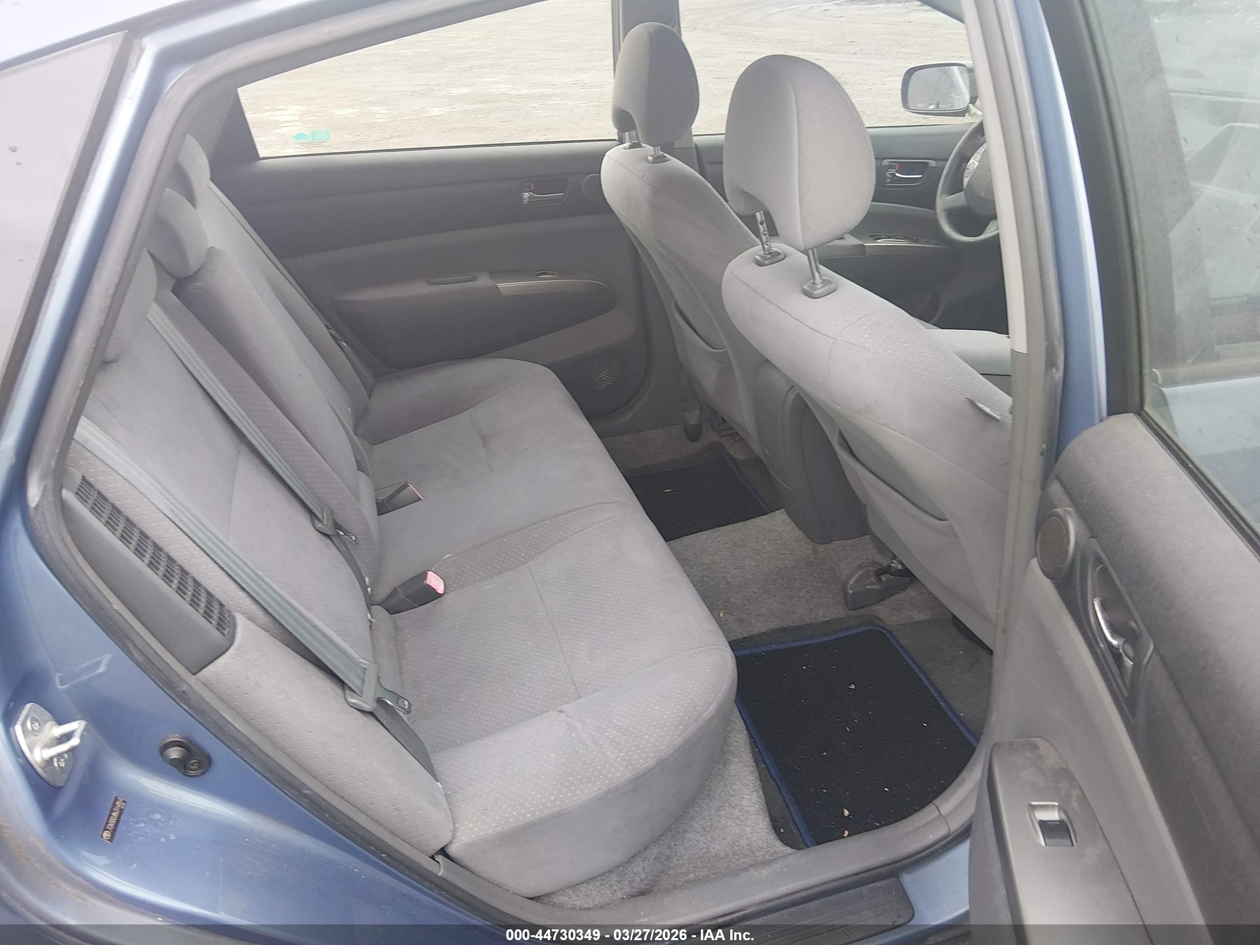 TOYOTA PRIUS image 8