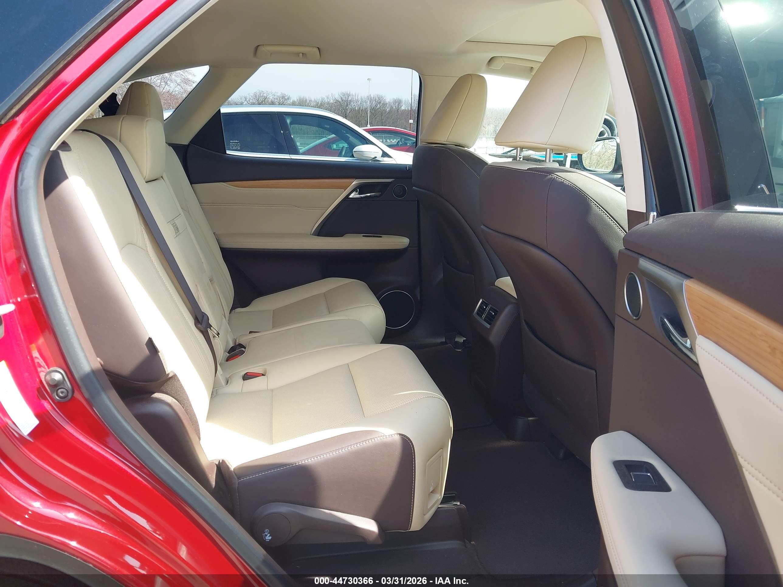 LEXUS RX image 8