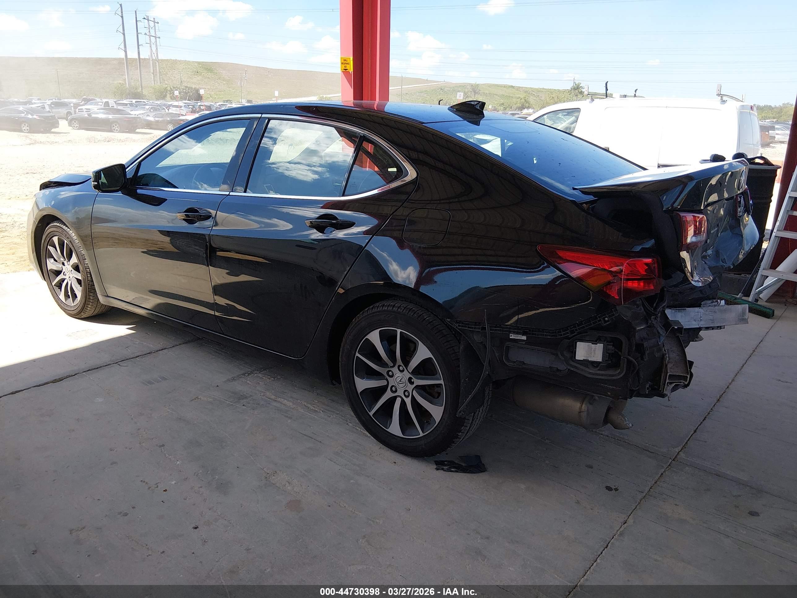 ACURA TLX image 3
