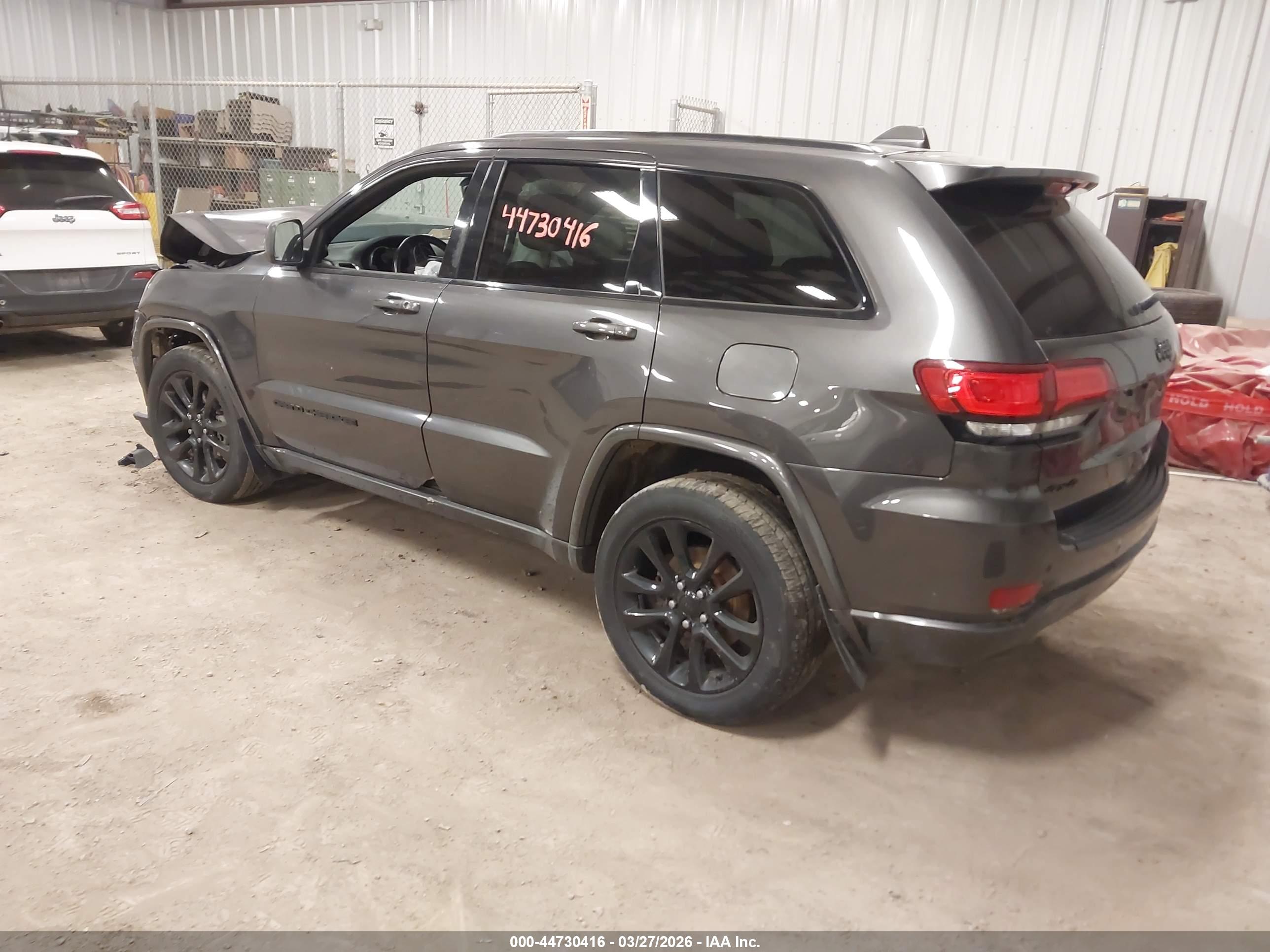JEEP GRAND image 3