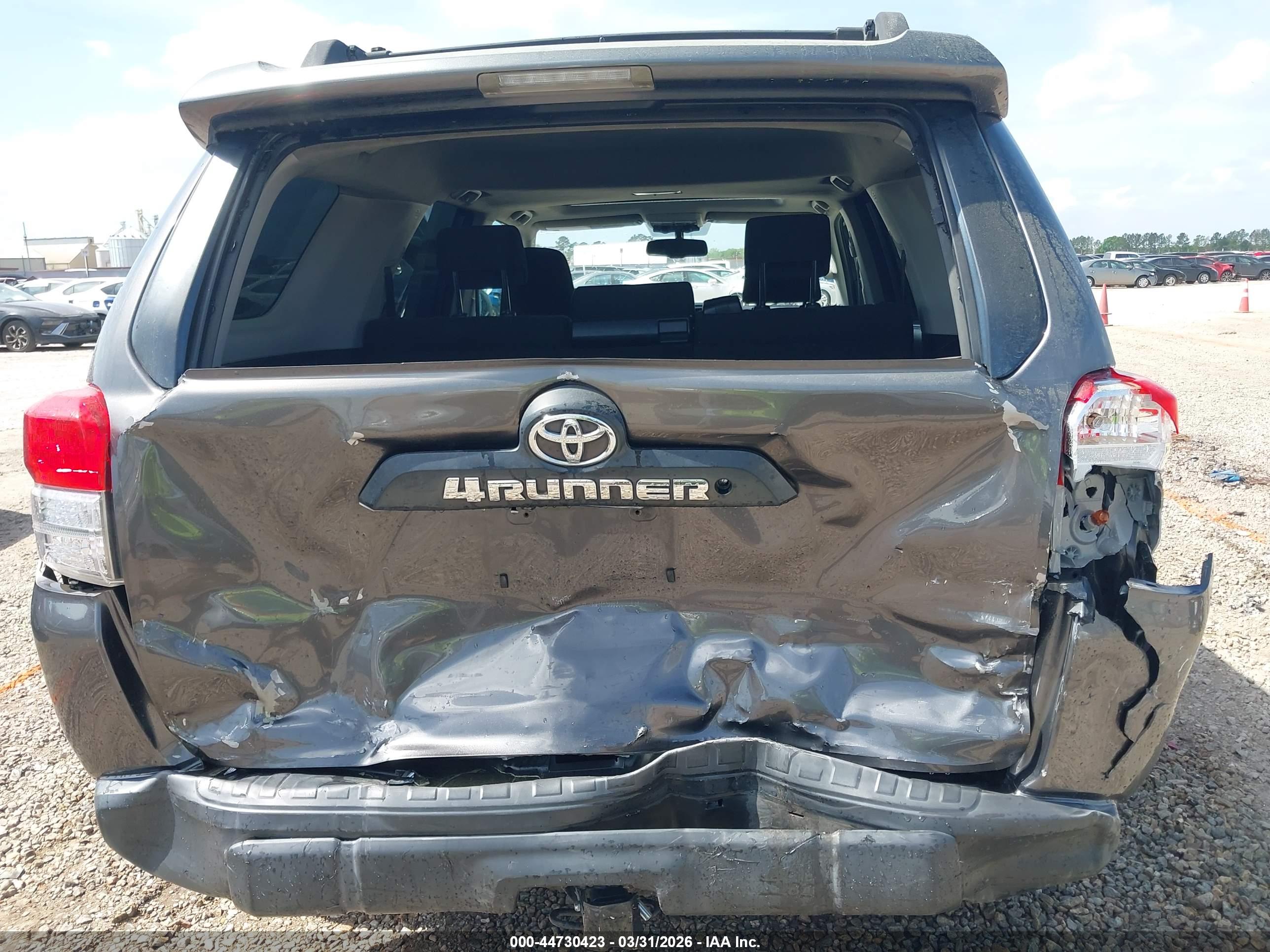 TOYOTA 4RUNNER image 6
