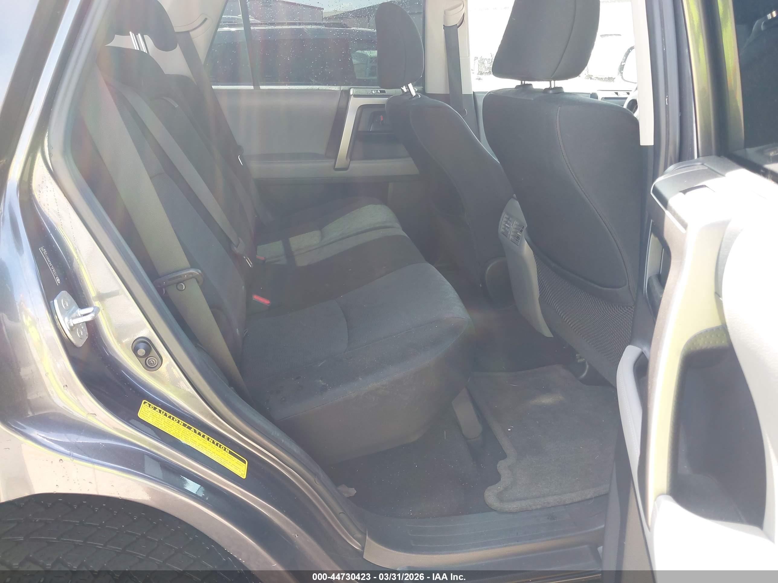 TOYOTA 4RUNNER image 8