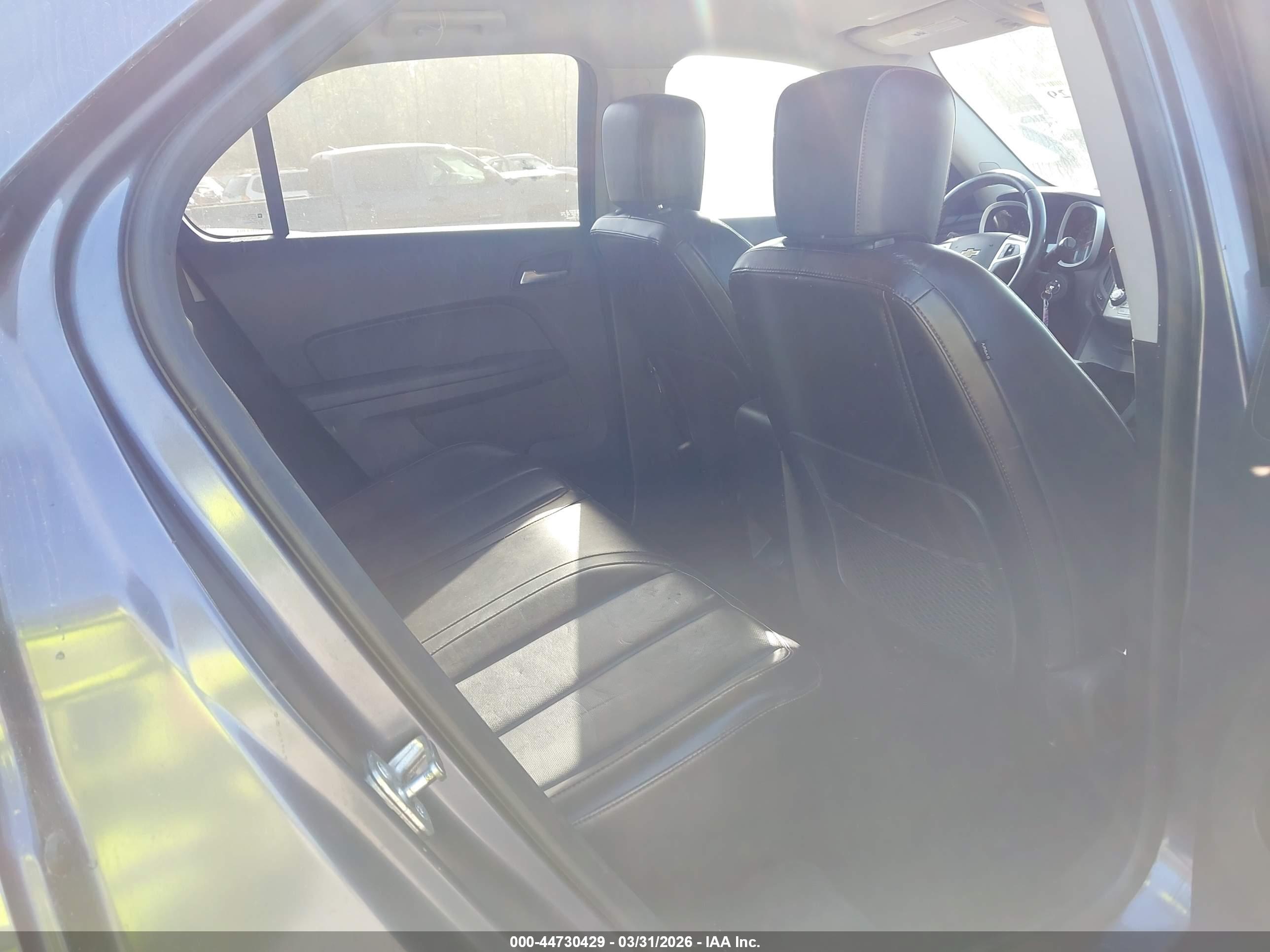 CHEVROLET EQUINOX image 8