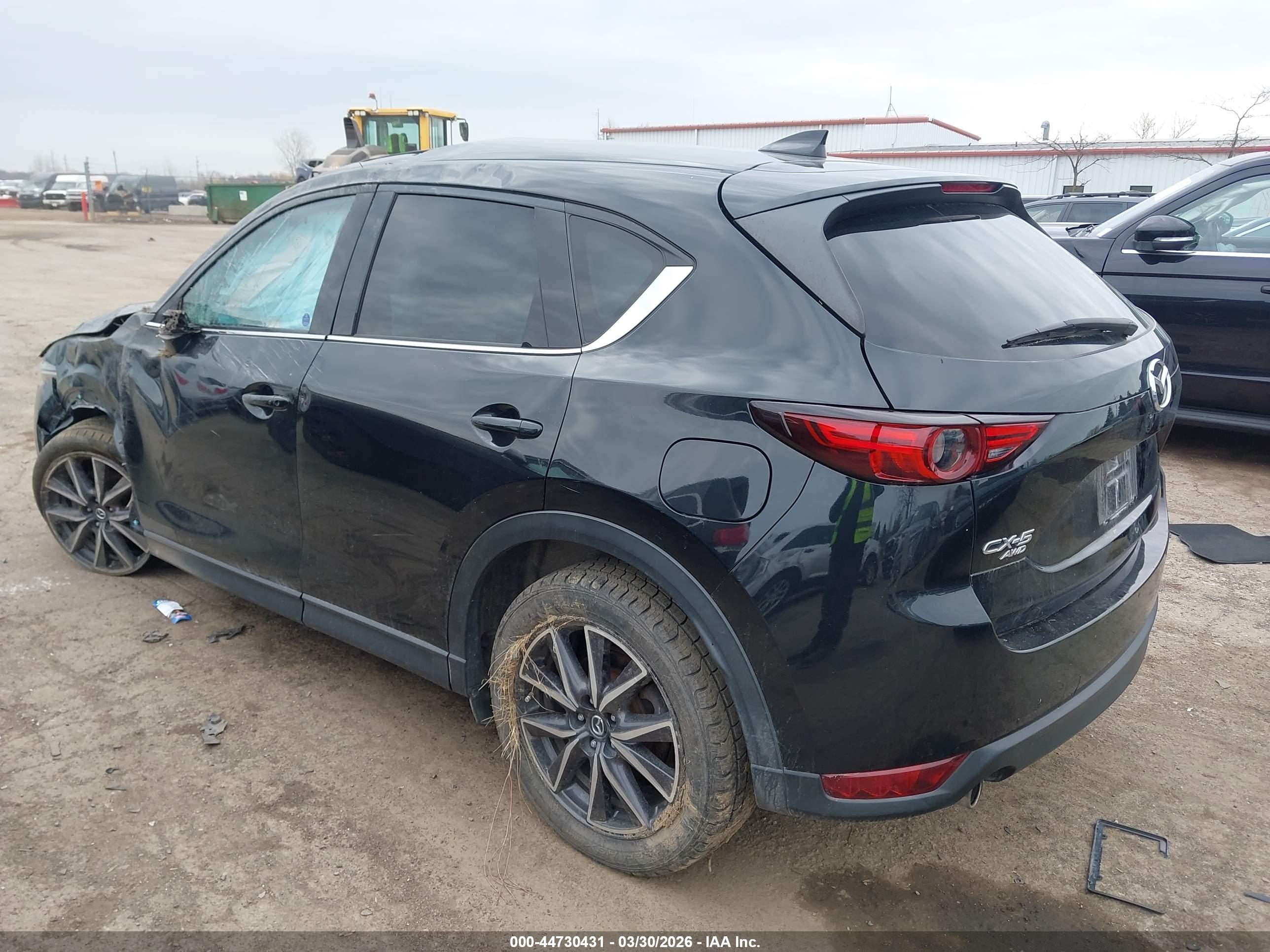 MAZDA CX-5 image 3