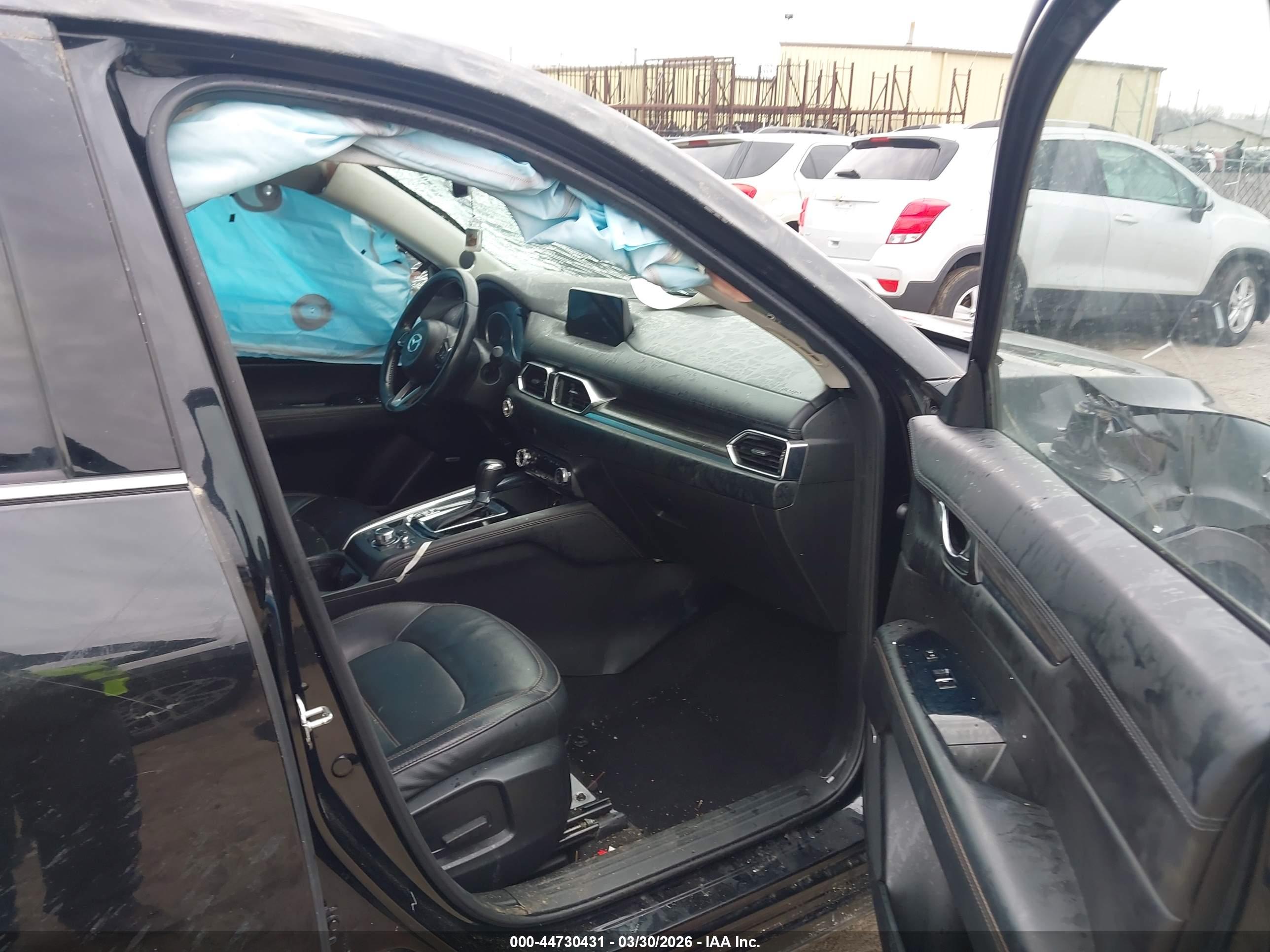 MAZDA CX-5 image 5