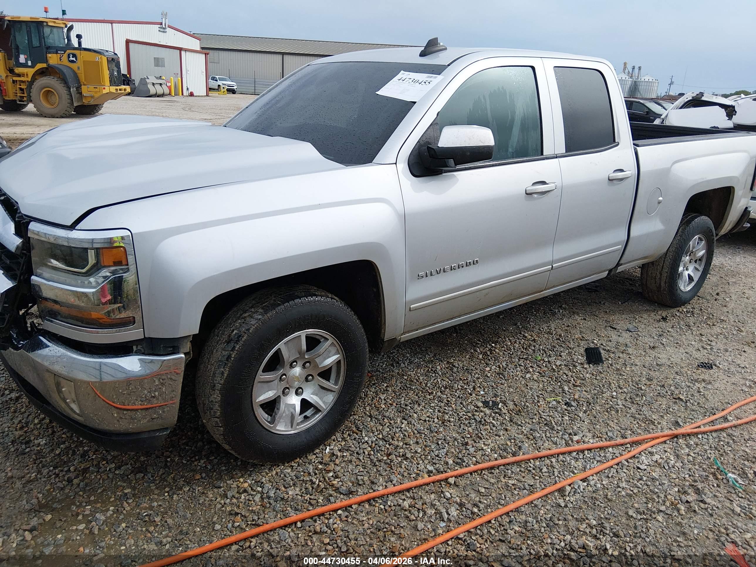 CHEVROLET SILVERADO image 2