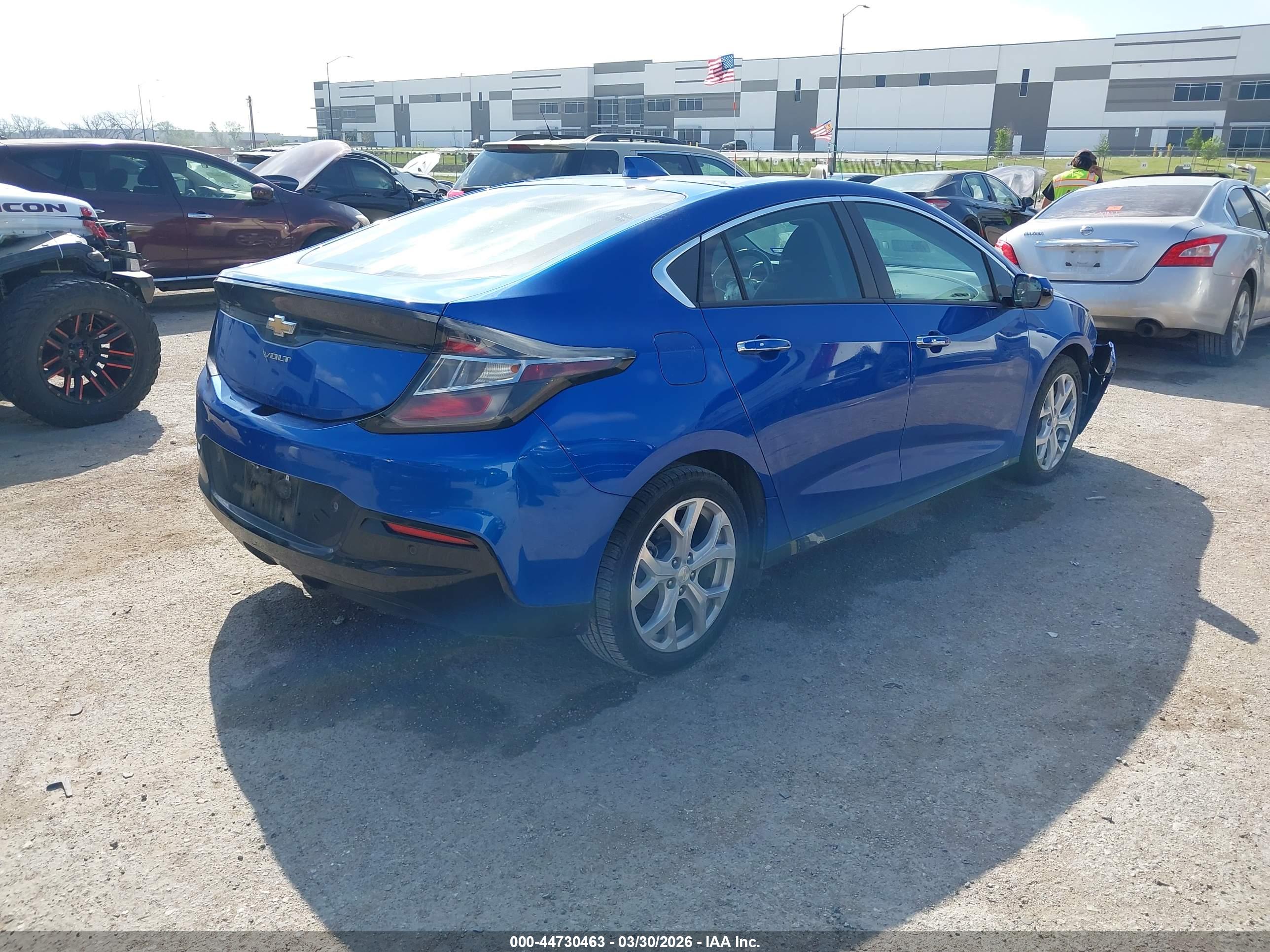 CHEVROLET VOLT image 4